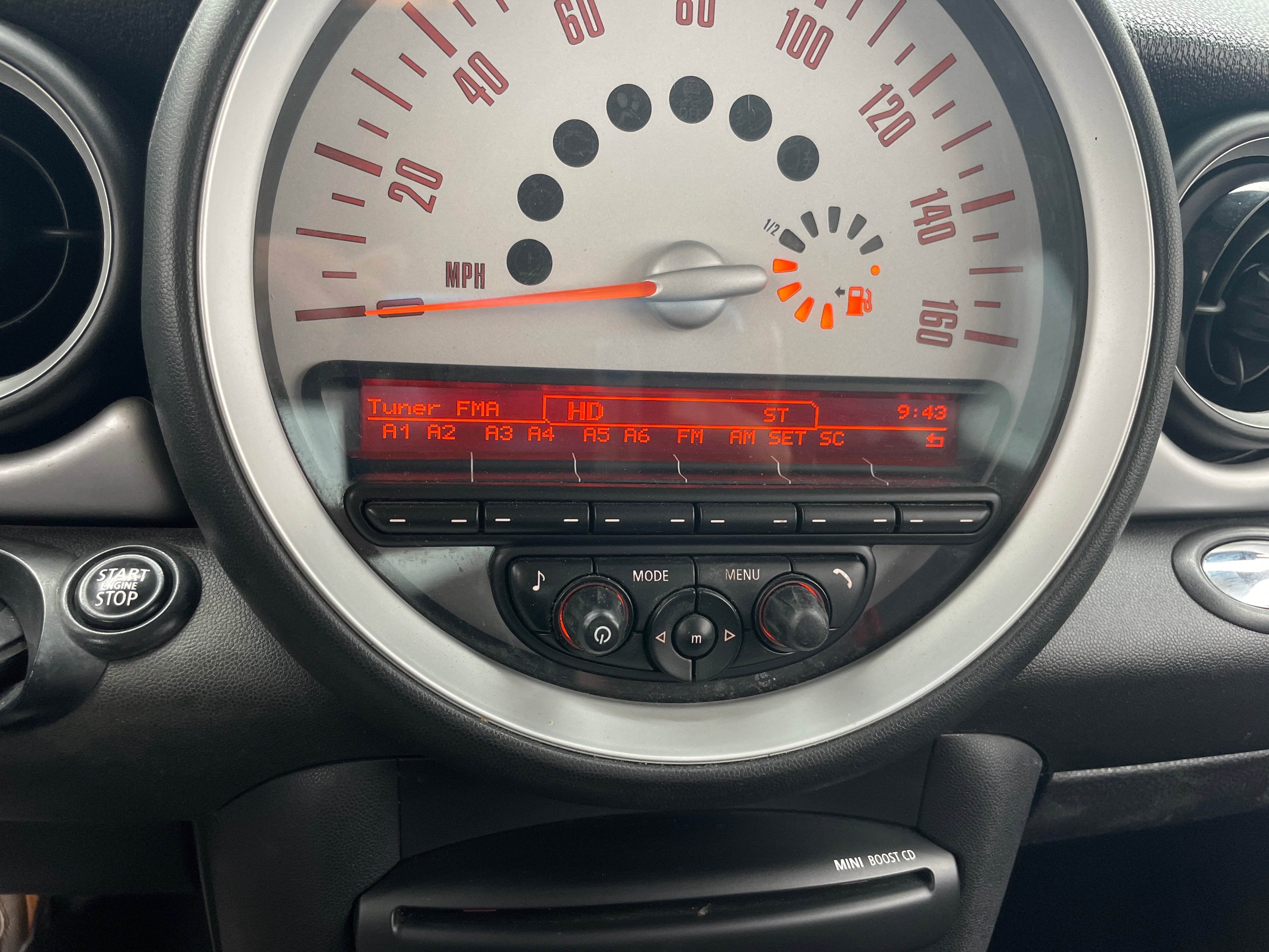 2013 MINI Cooper Hardtop  3
