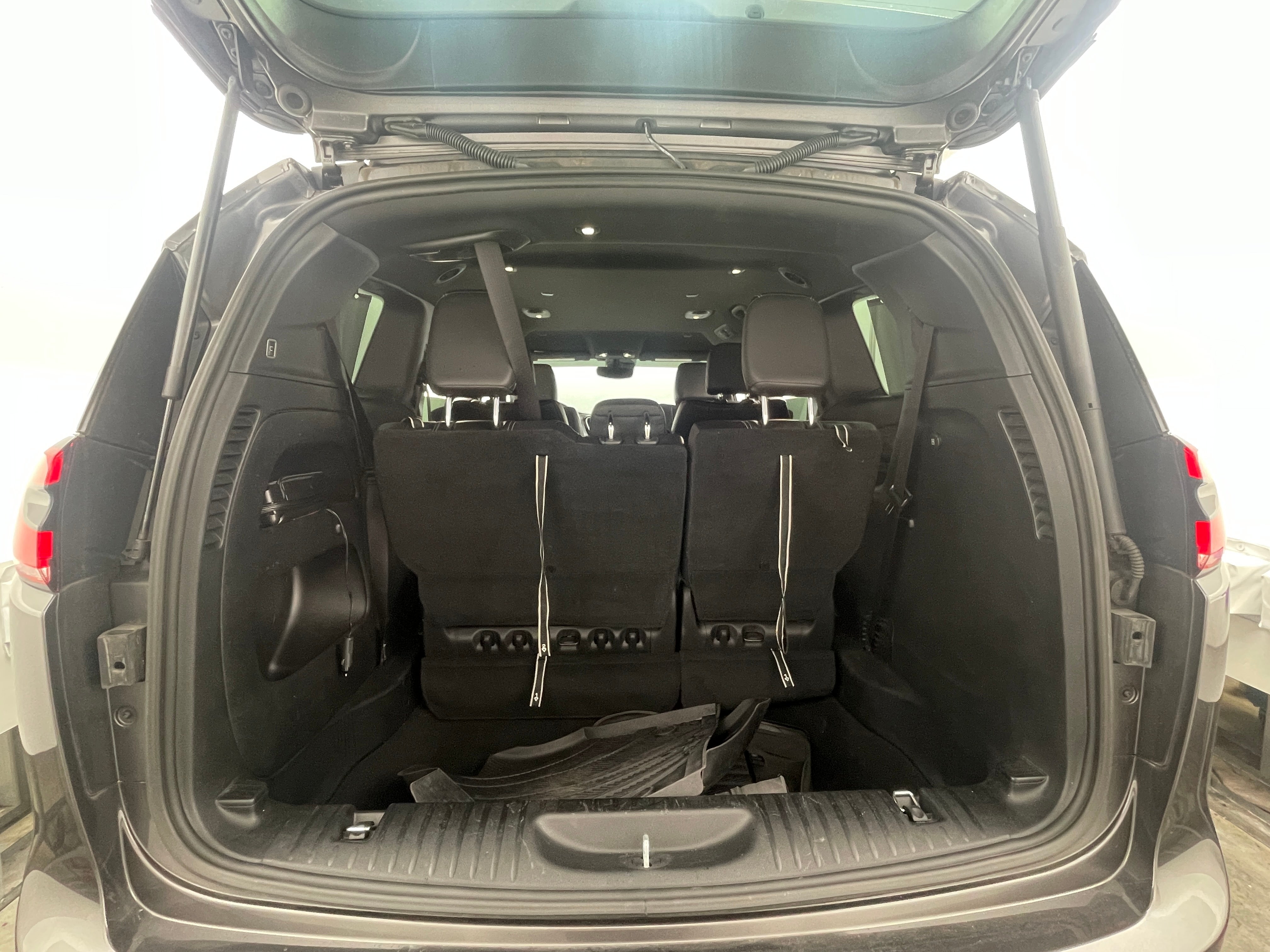 2022 Chrysler Pacifica Touring L 6