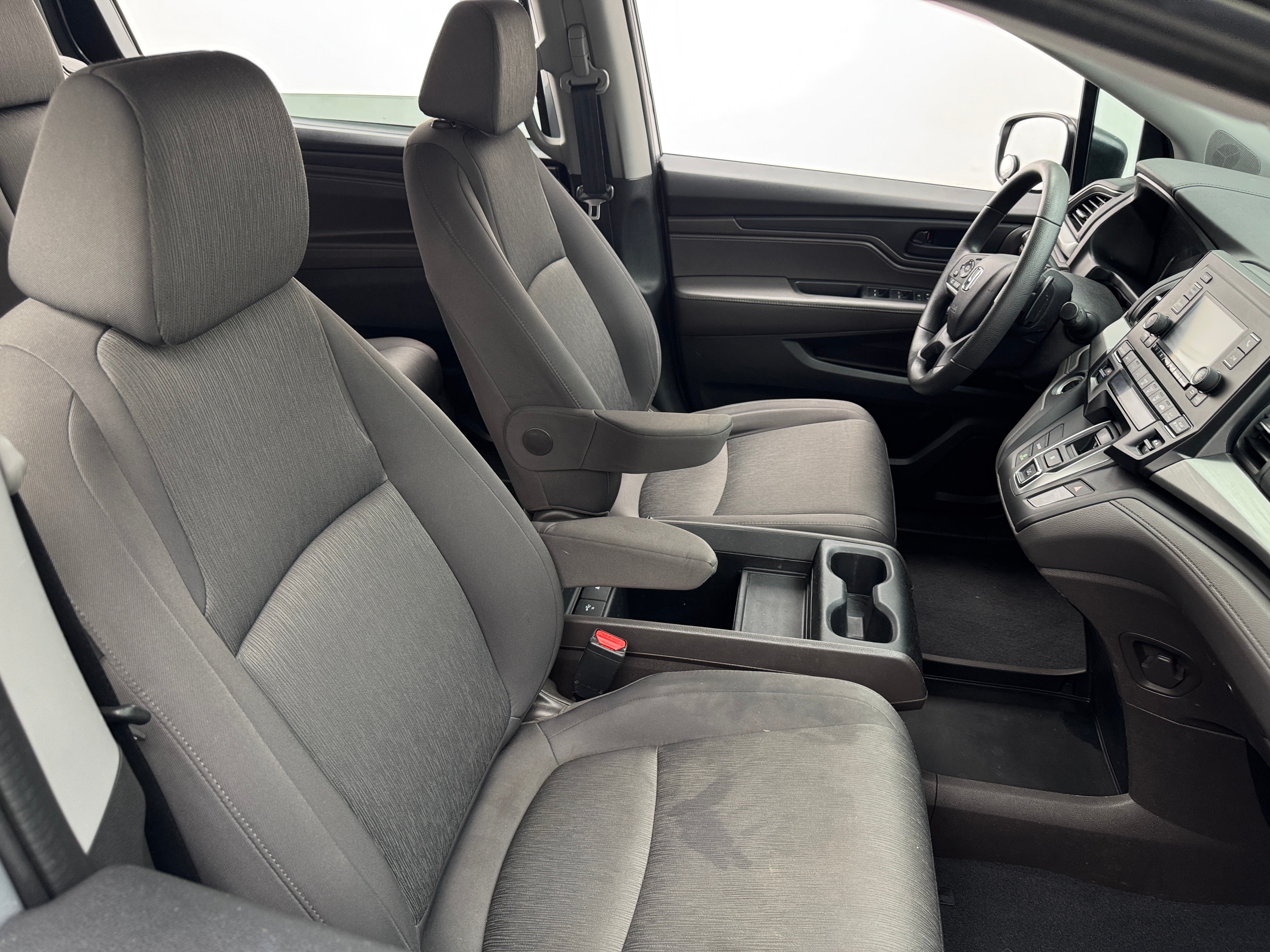 2018 Honda Odyssey LX 2
