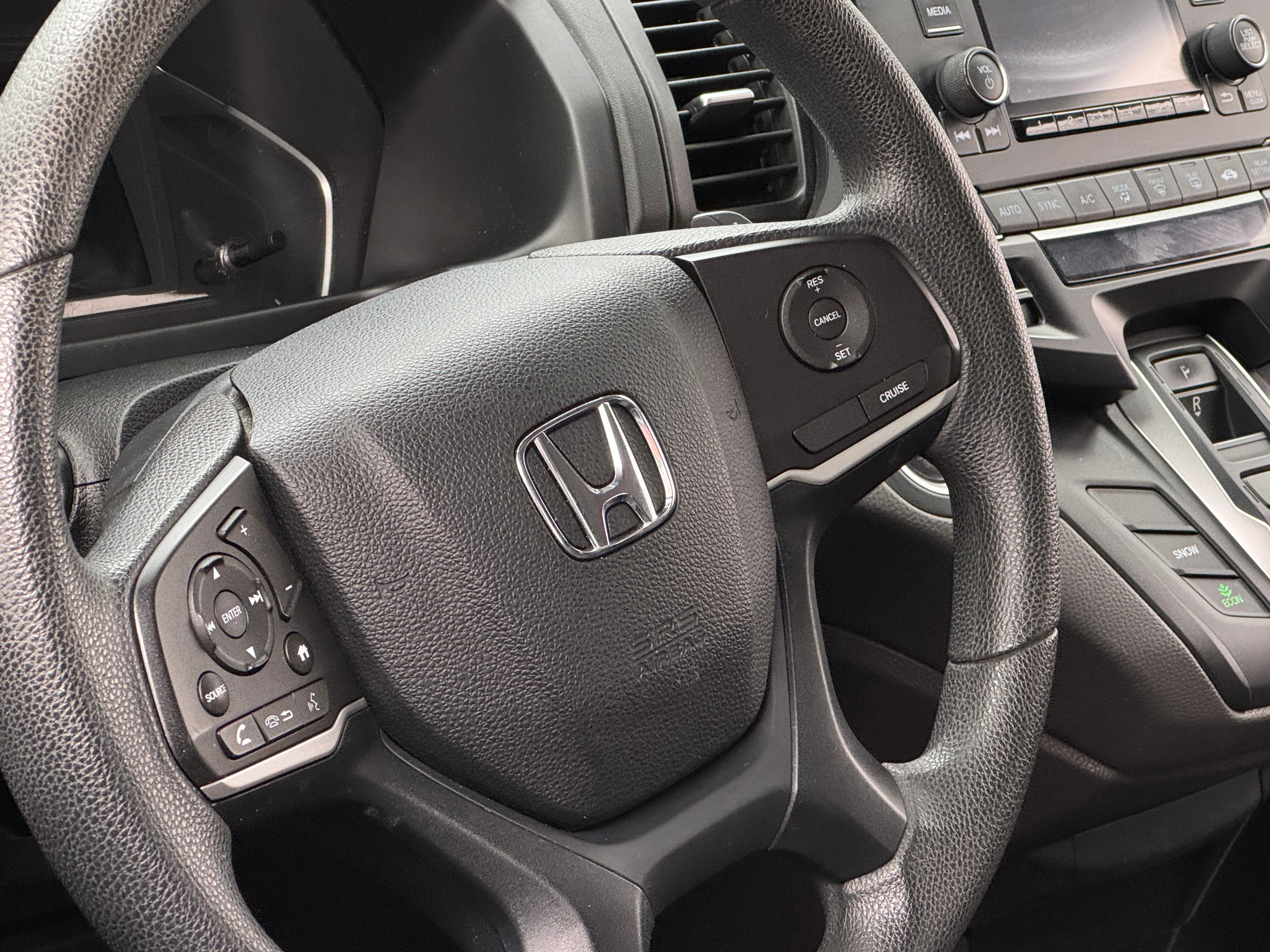 2018 Honda Odyssey LX 5