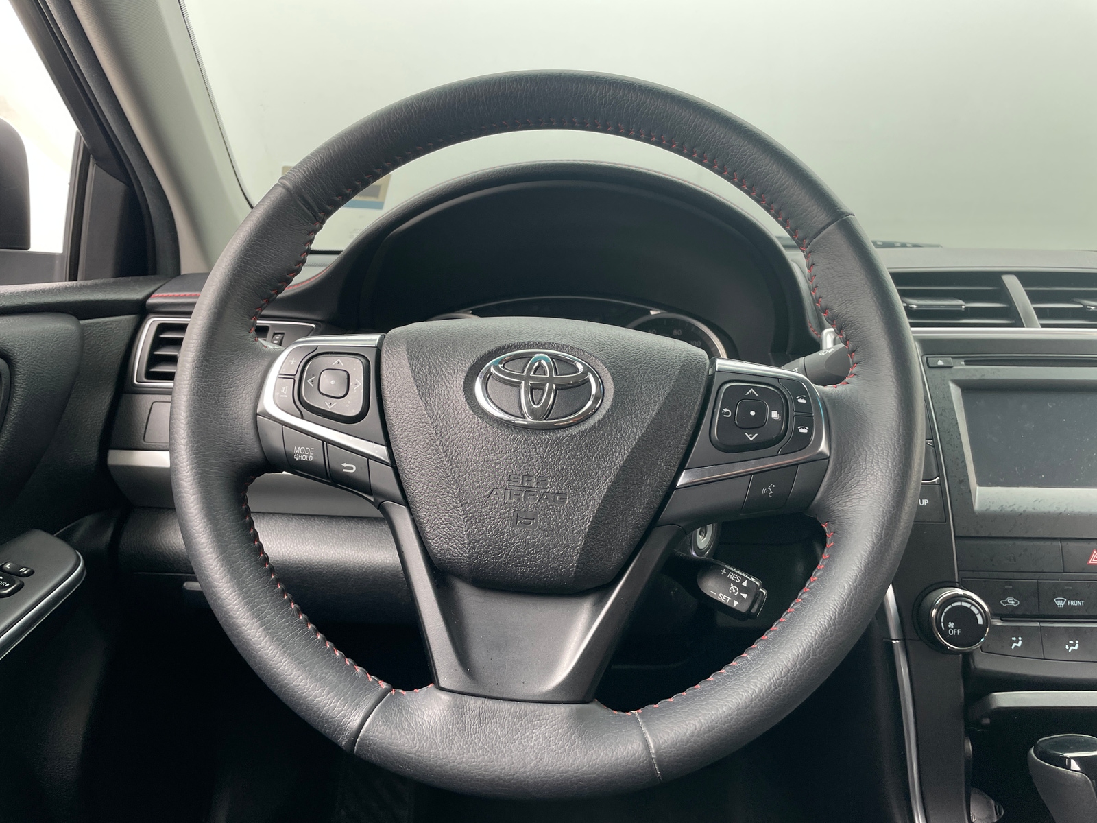 Thumbnail: 2017 Toyota Camry - 5