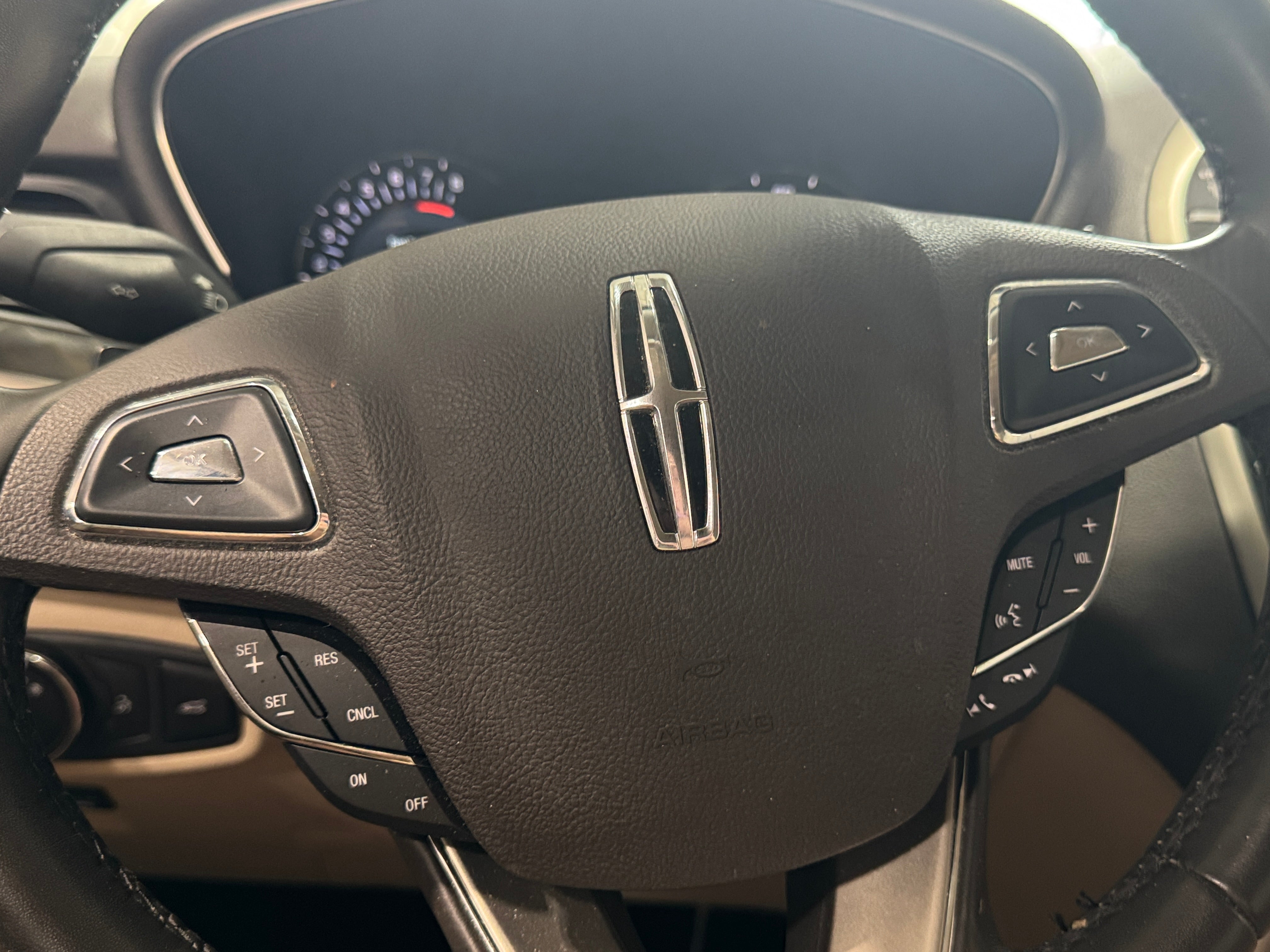 2019 Lincoln MKC Reserve 4