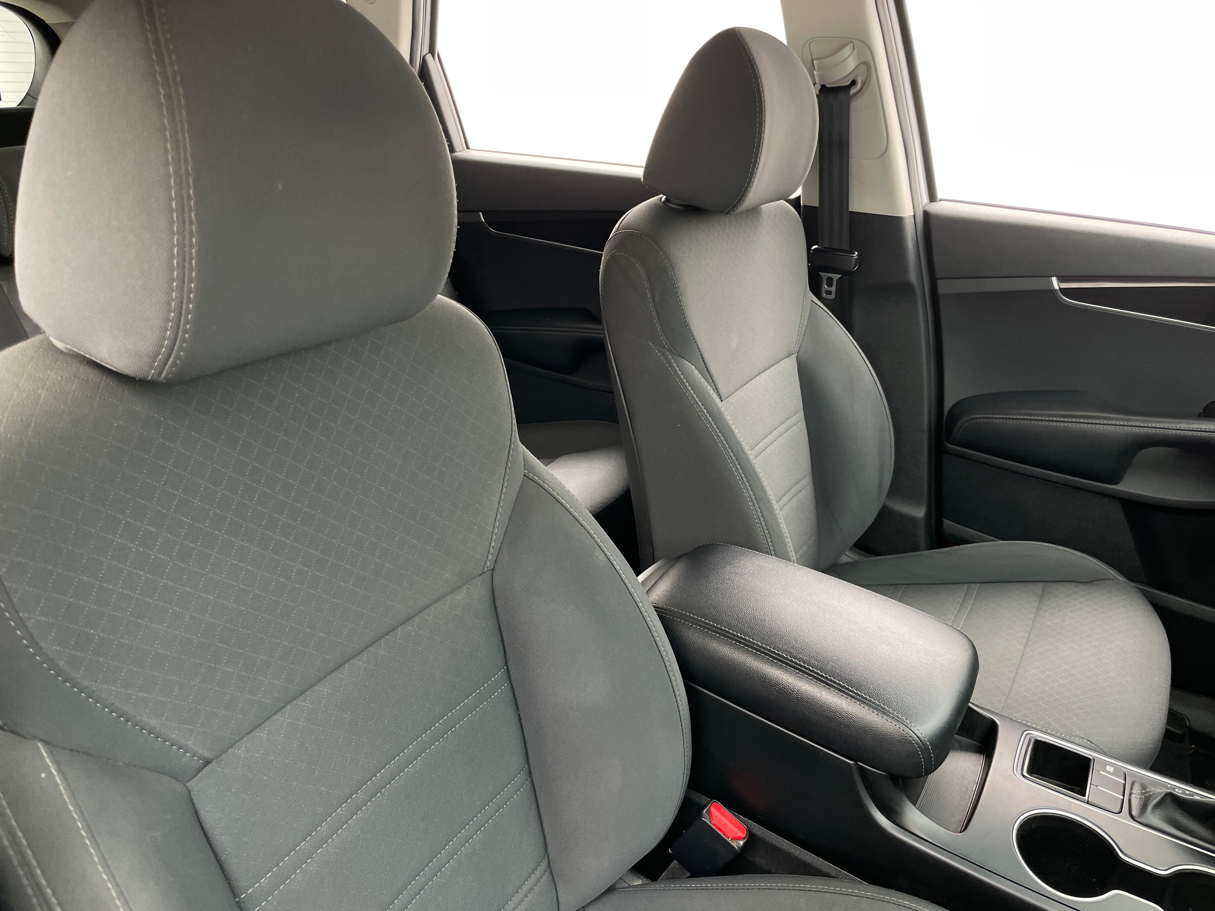 2020 Kia Sorento LX 2