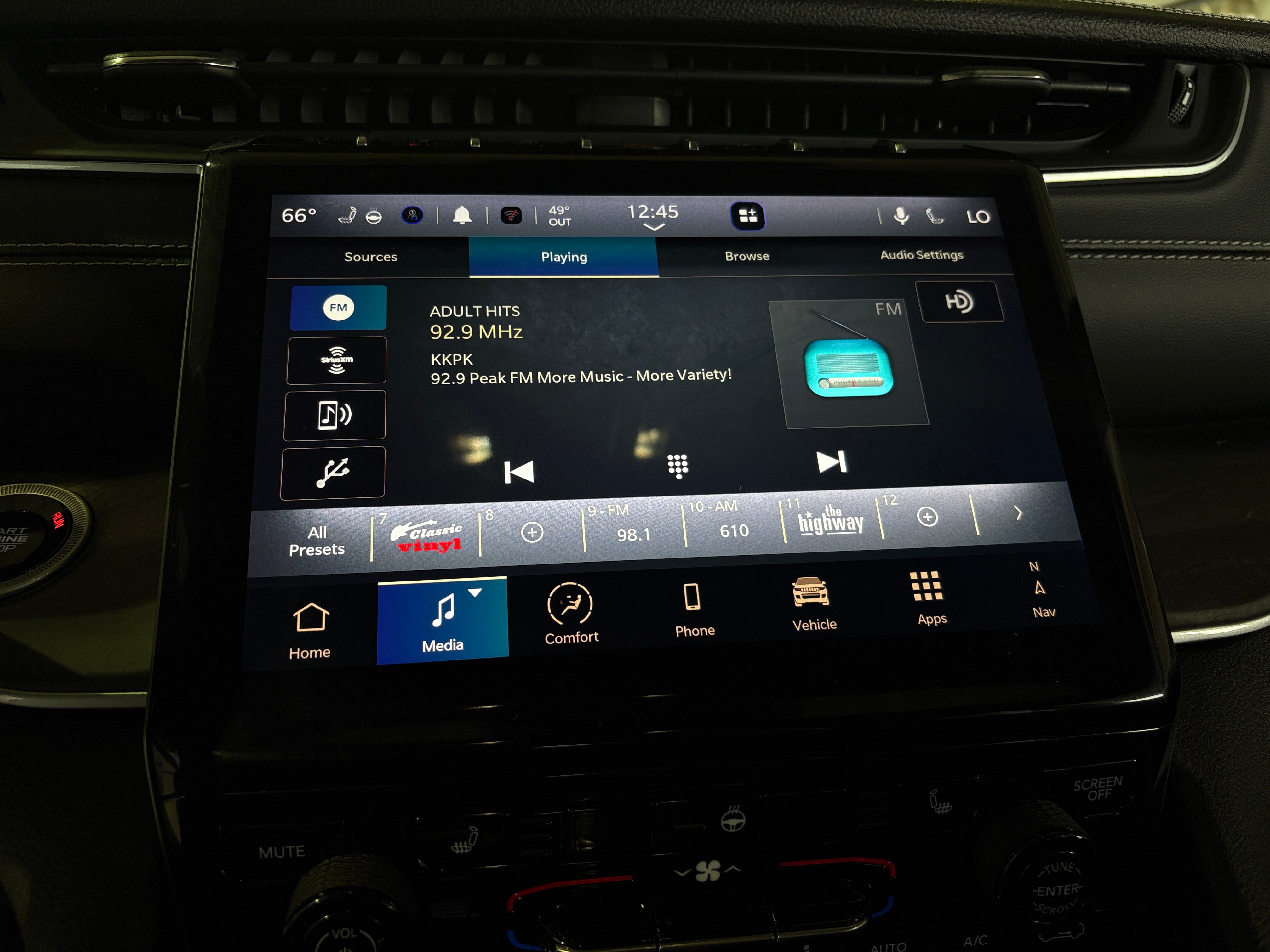 2024 Jeep Grand Cherokee L Limited Edition 3