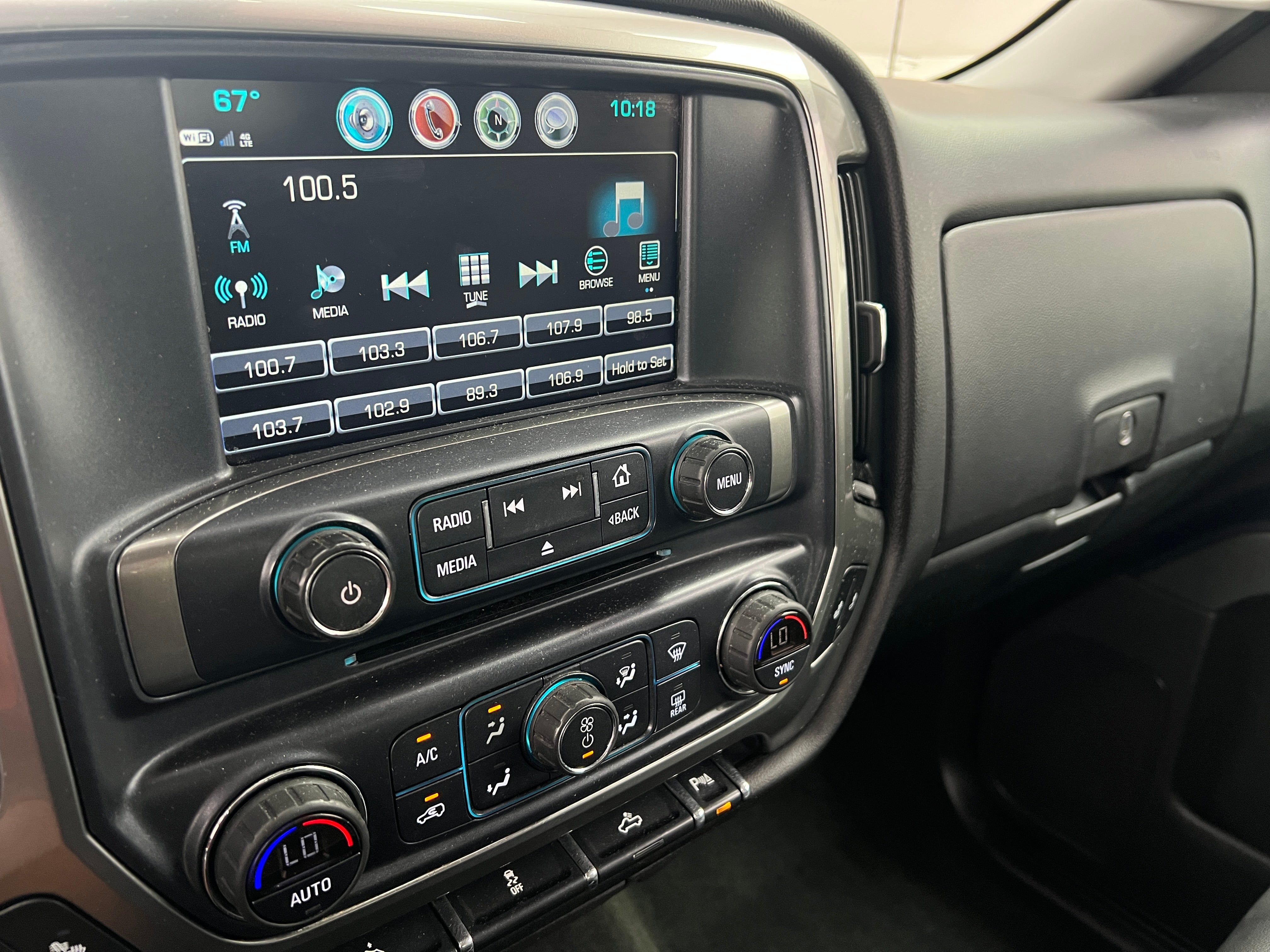 2018 Chevrolet Silverado 1500 LT 3