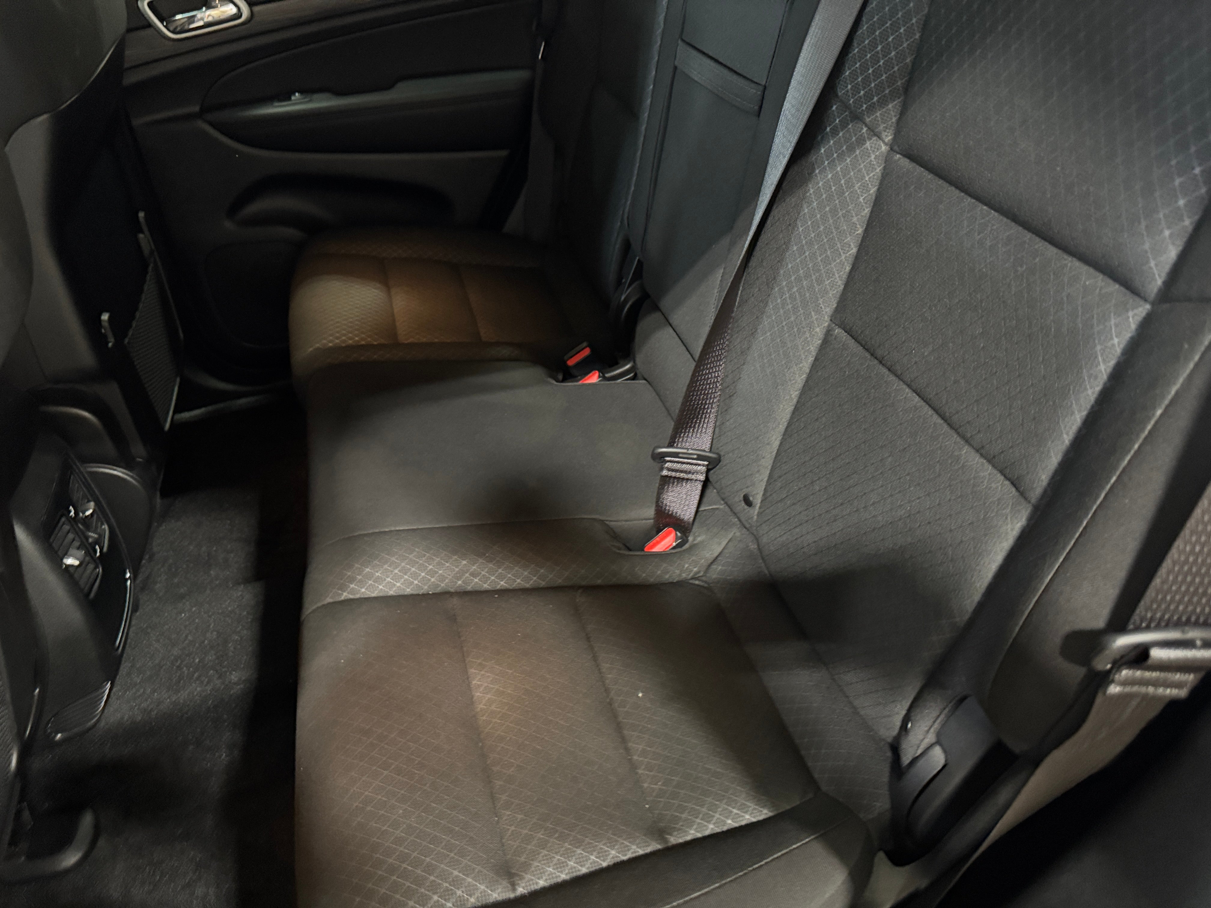 2021 Jeep Grand Cherokee Laredo 6