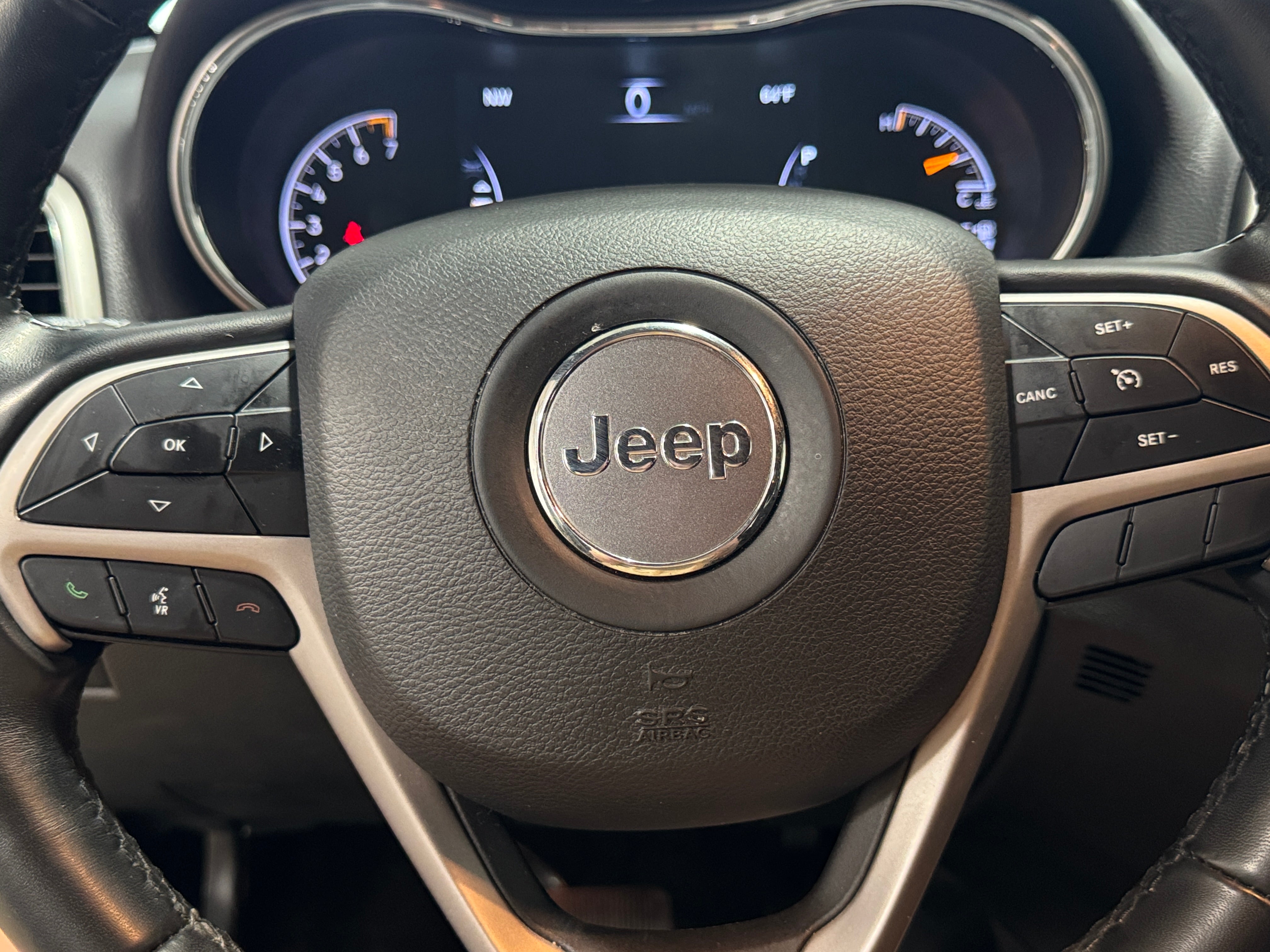 2021 Jeep Grand Cherokee Laredo 5