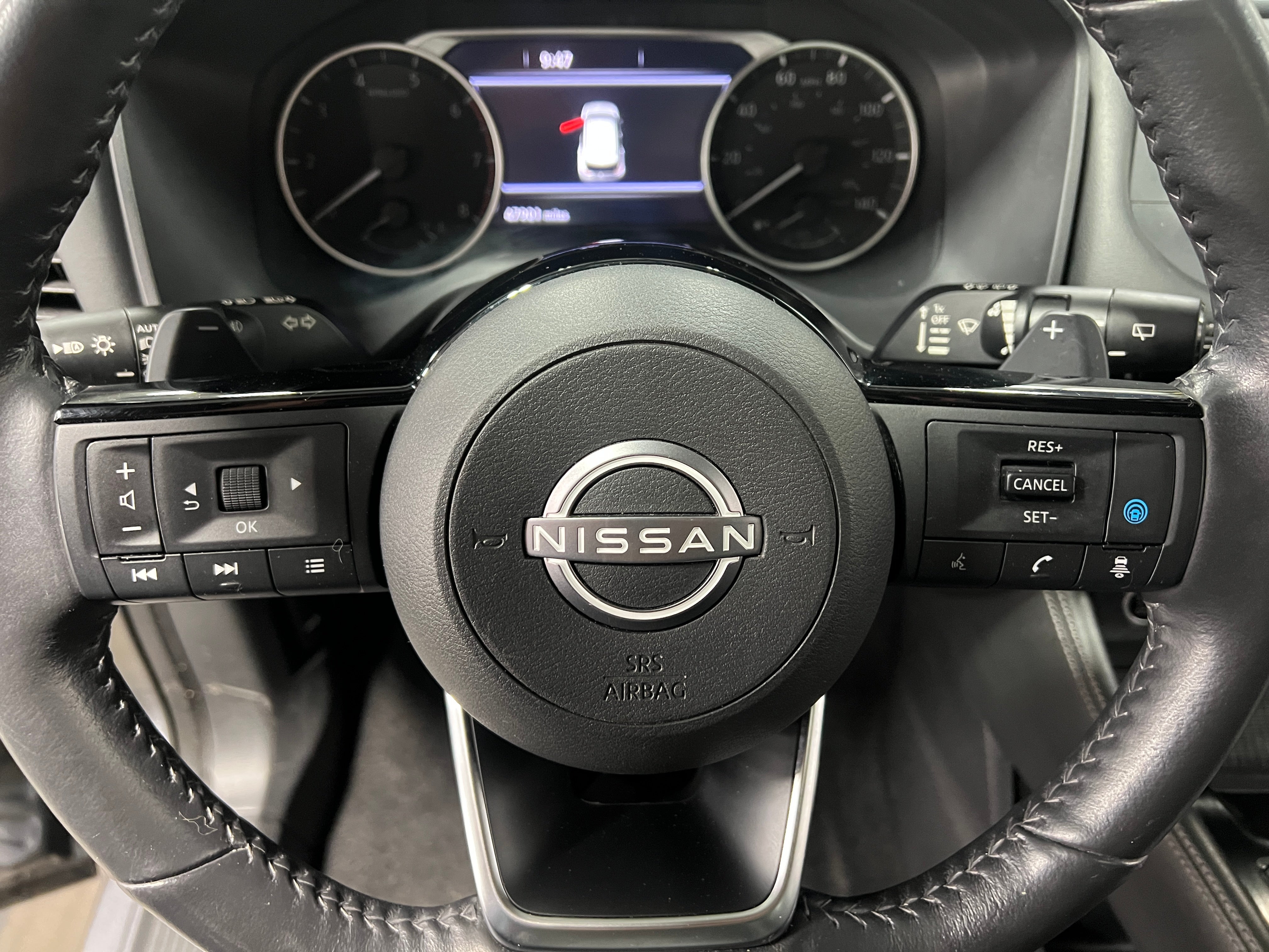 2022 Nissan Rogue SL 4