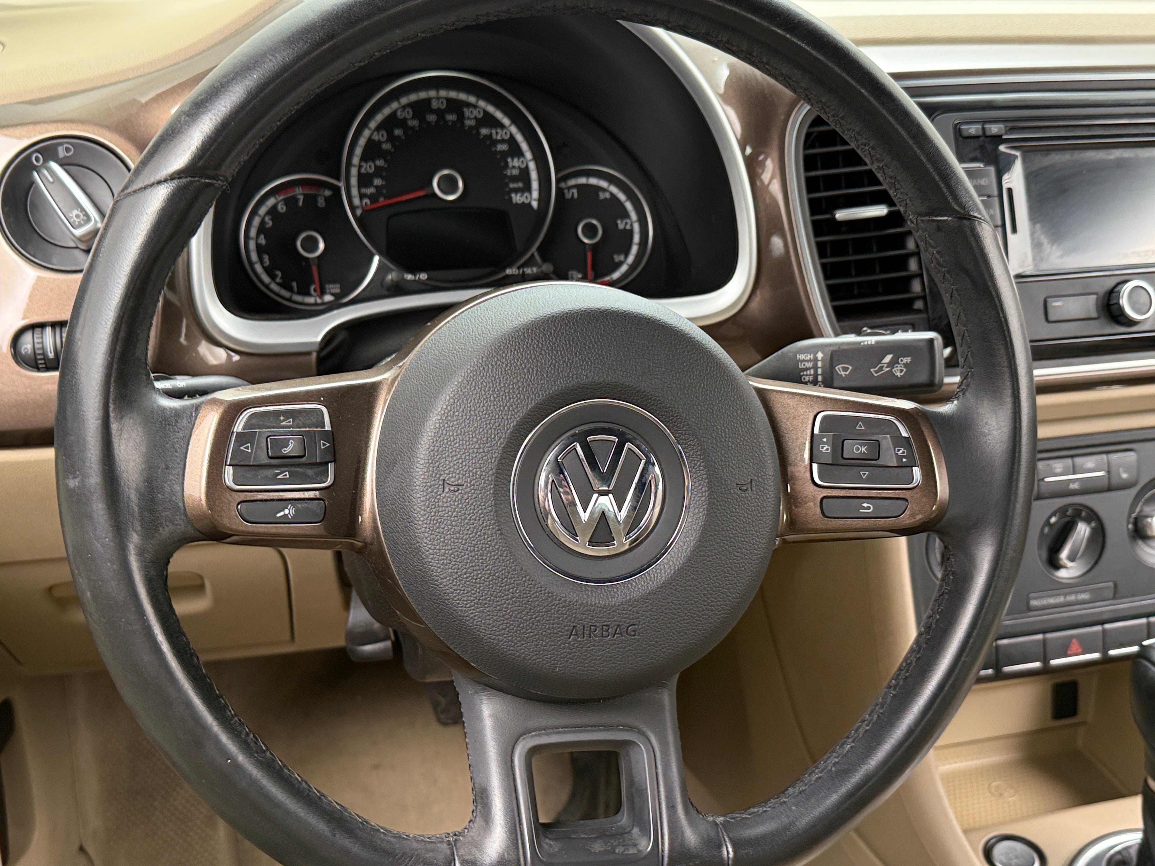 2013 Volkswagen Beetle 70s Edition 5