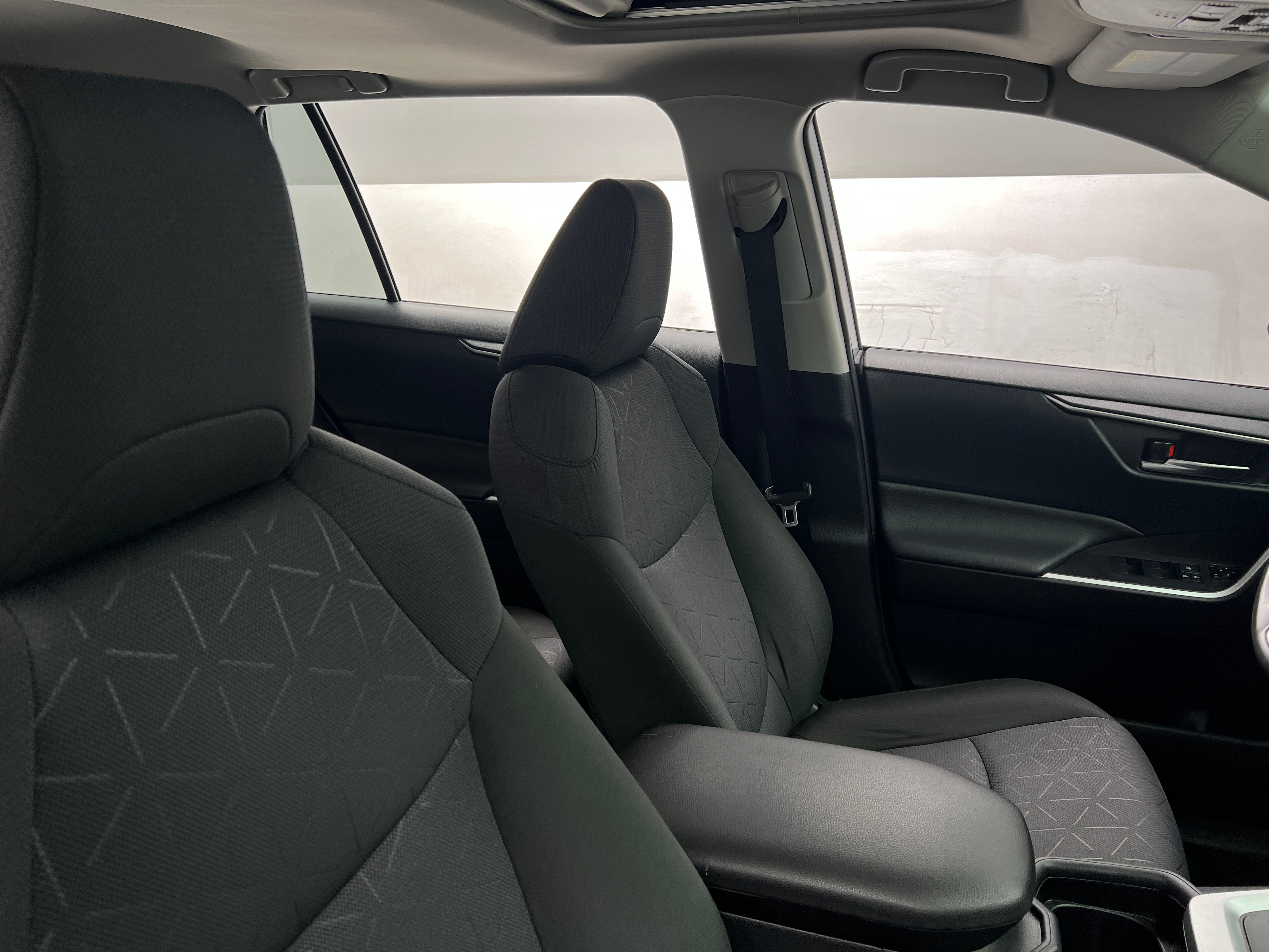 2020 Toyota RAV4 XLE 2