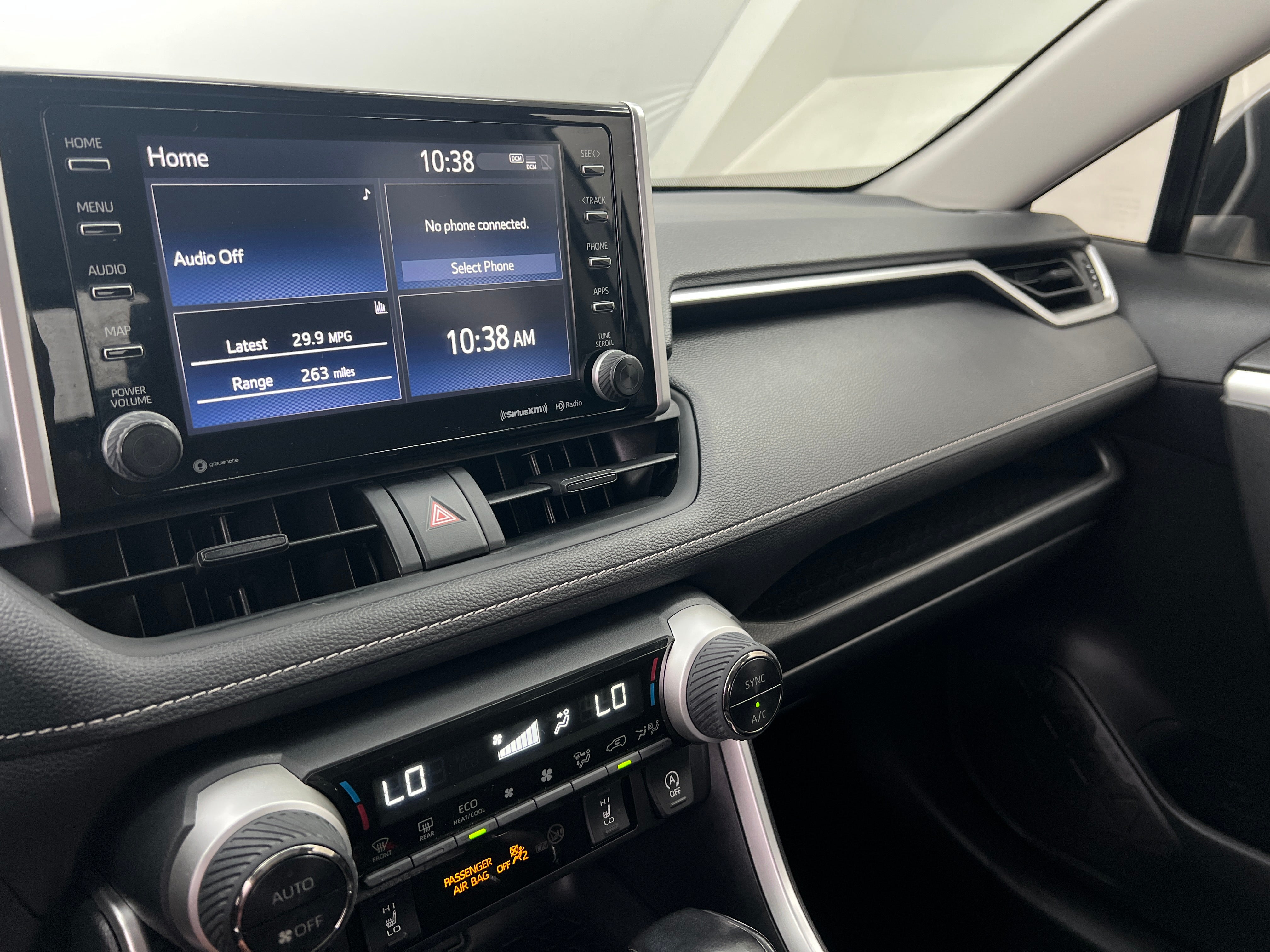 2020 Toyota RAV4 XLE 4