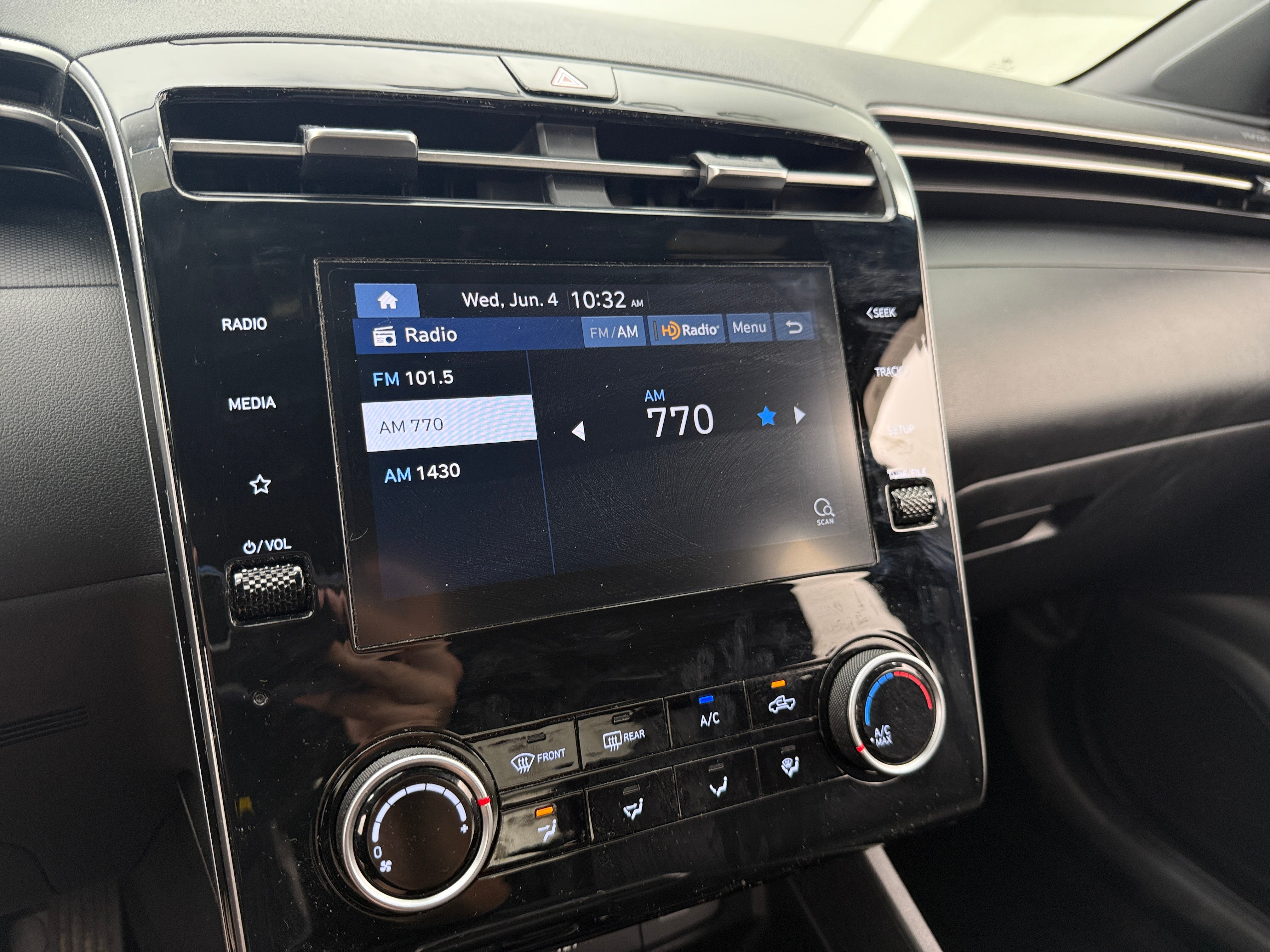 2023 Hyundai Santa Cruz SE 4