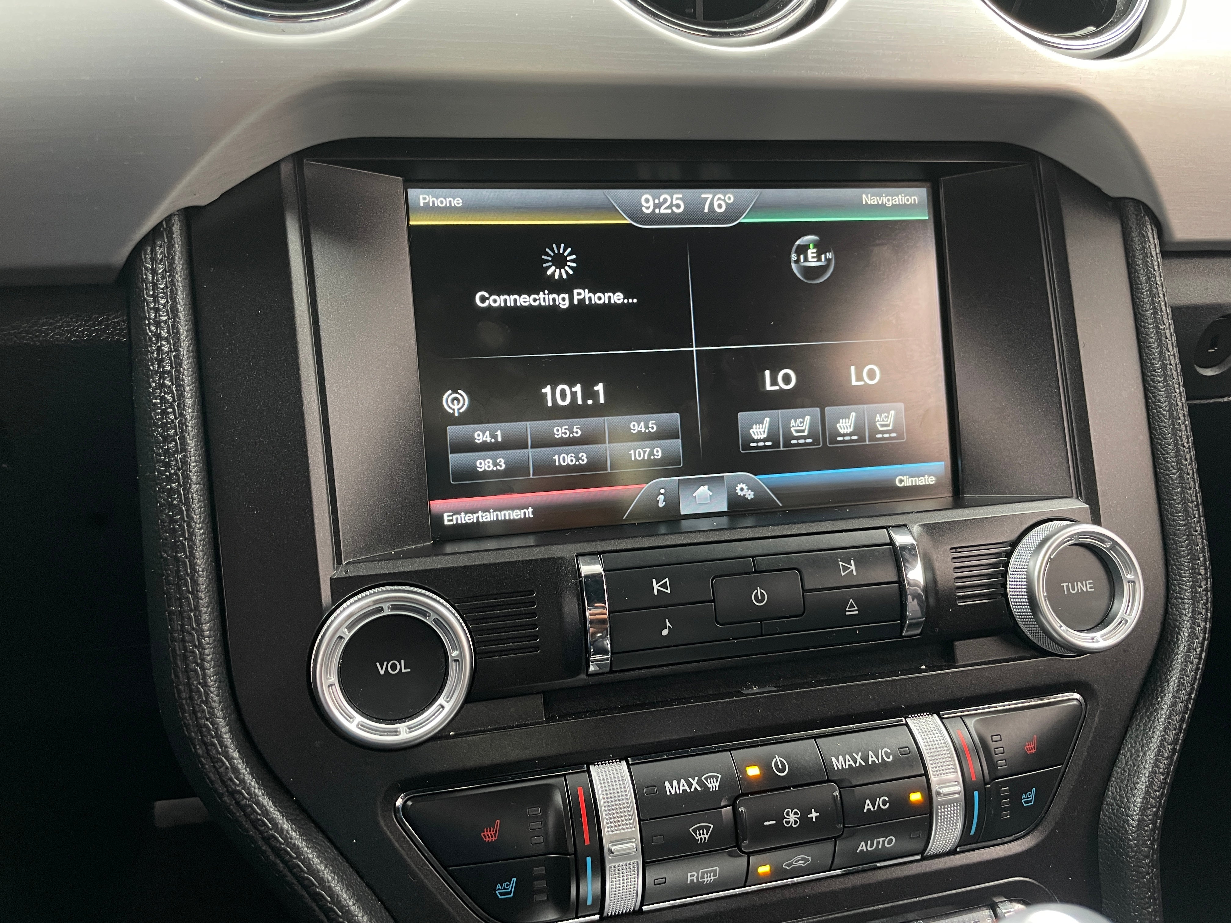 2015 Ford Mustang GT Premium 2