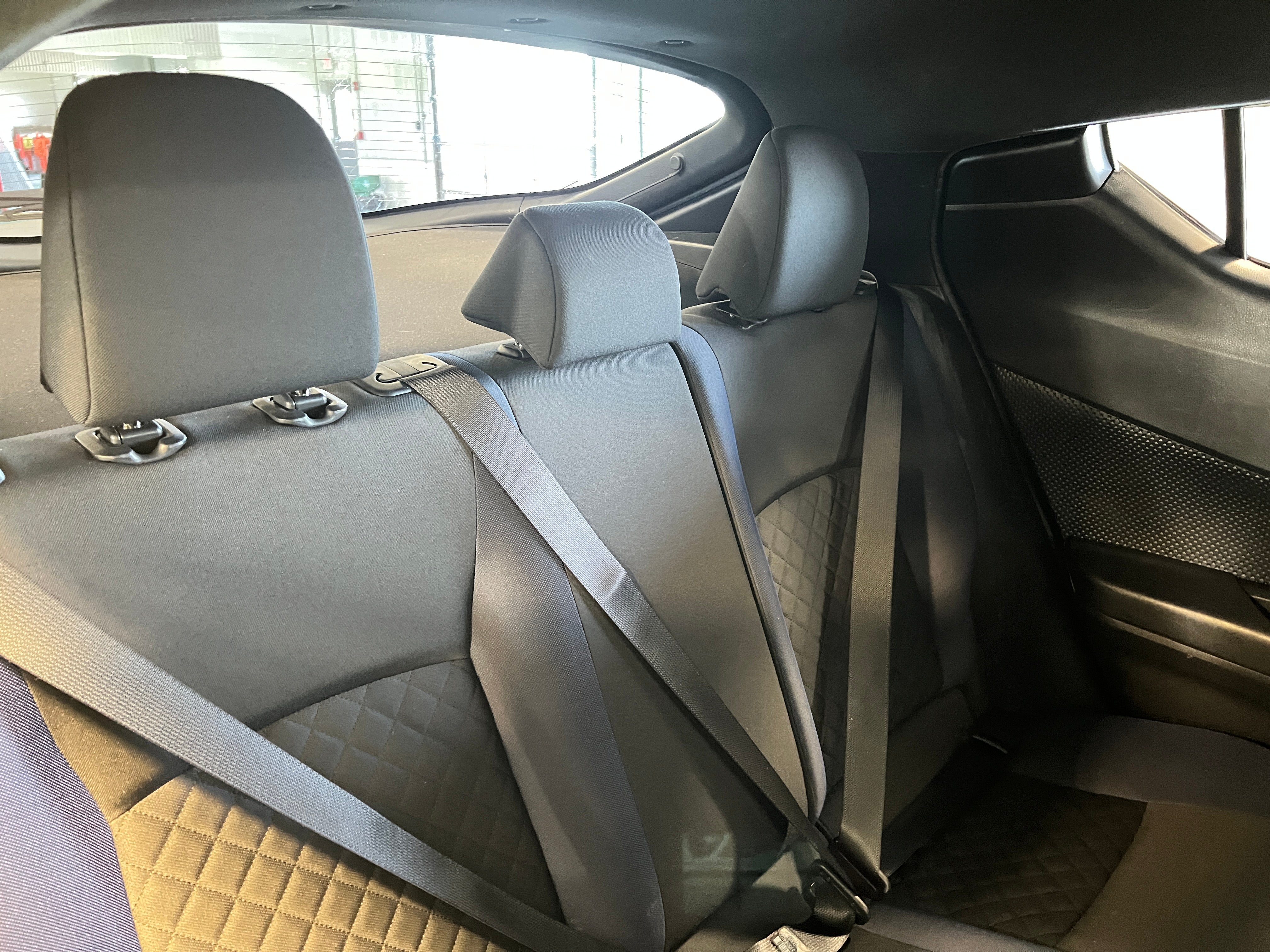 2020 Toyota C-HR XLE 6