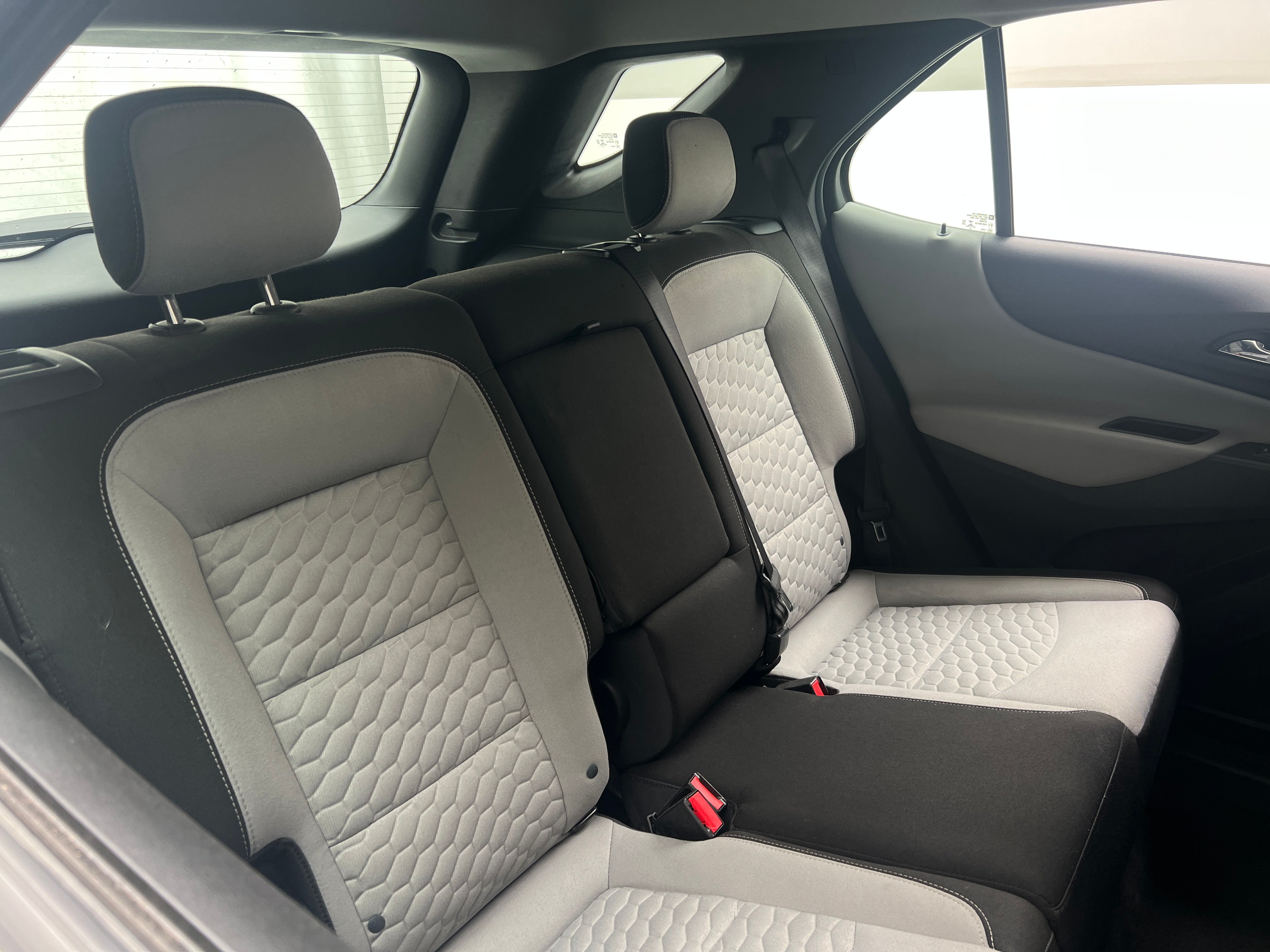 2020 Chevrolet Equinox LS 6