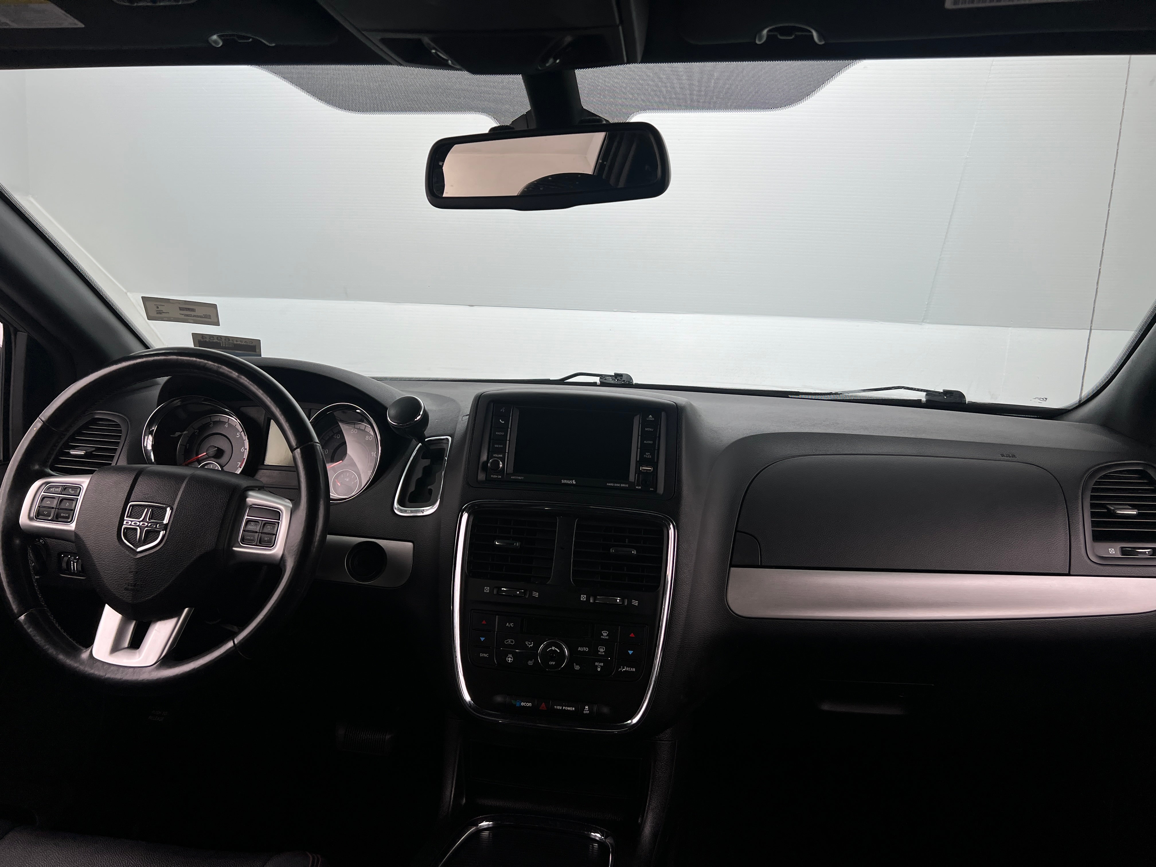 2019 Dodge Grand Caravan SE 2