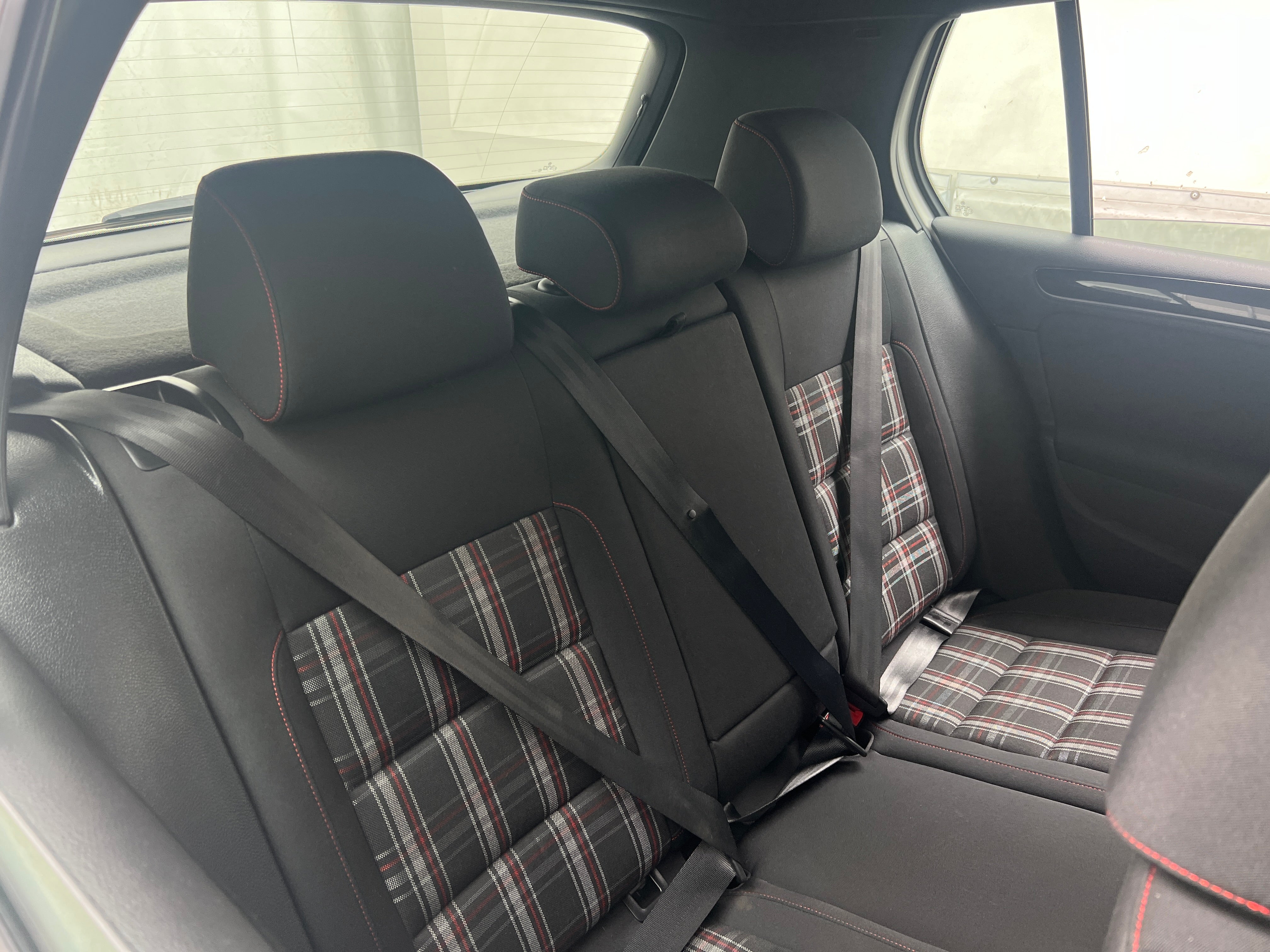 2013 Volkswagen Golf GTI 6