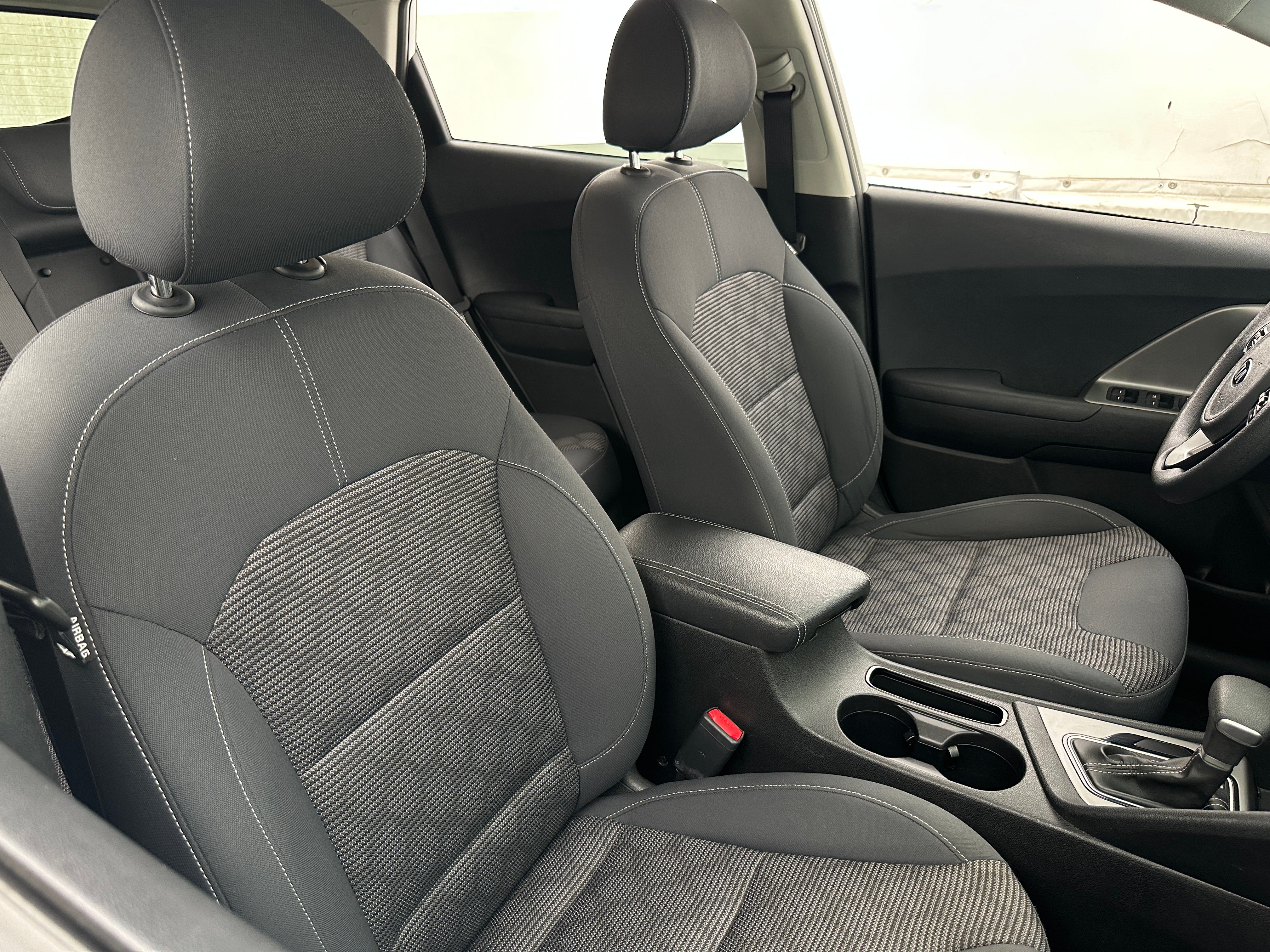 2018 Kia Niro LX 2