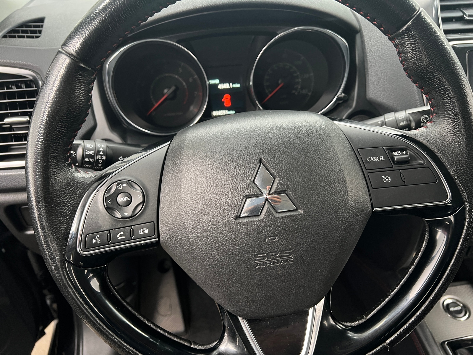 Thumbnail: 2022 Mitsubishi Outlander Sport - 5