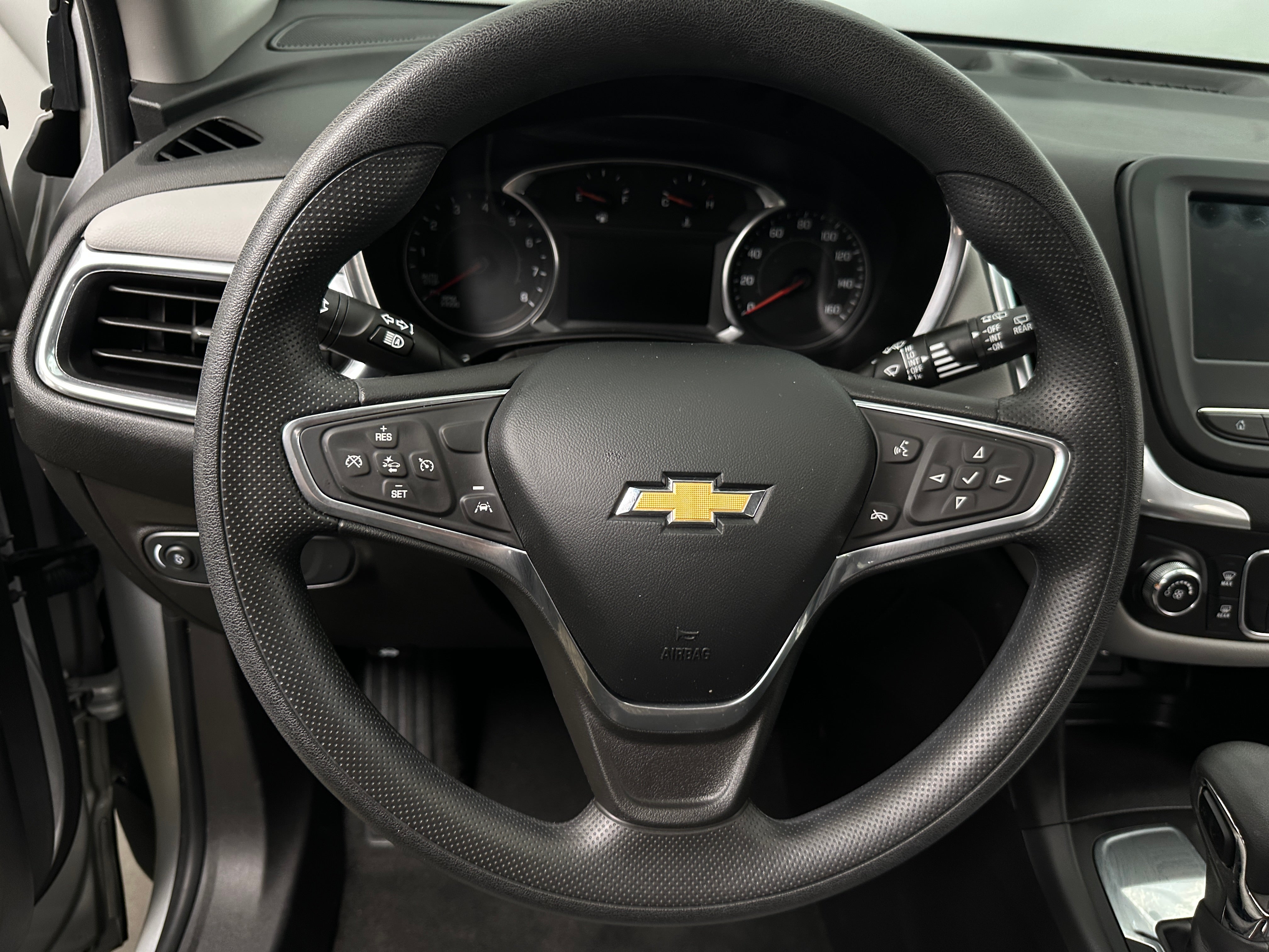 2022 Chevrolet Equinox LS 5
