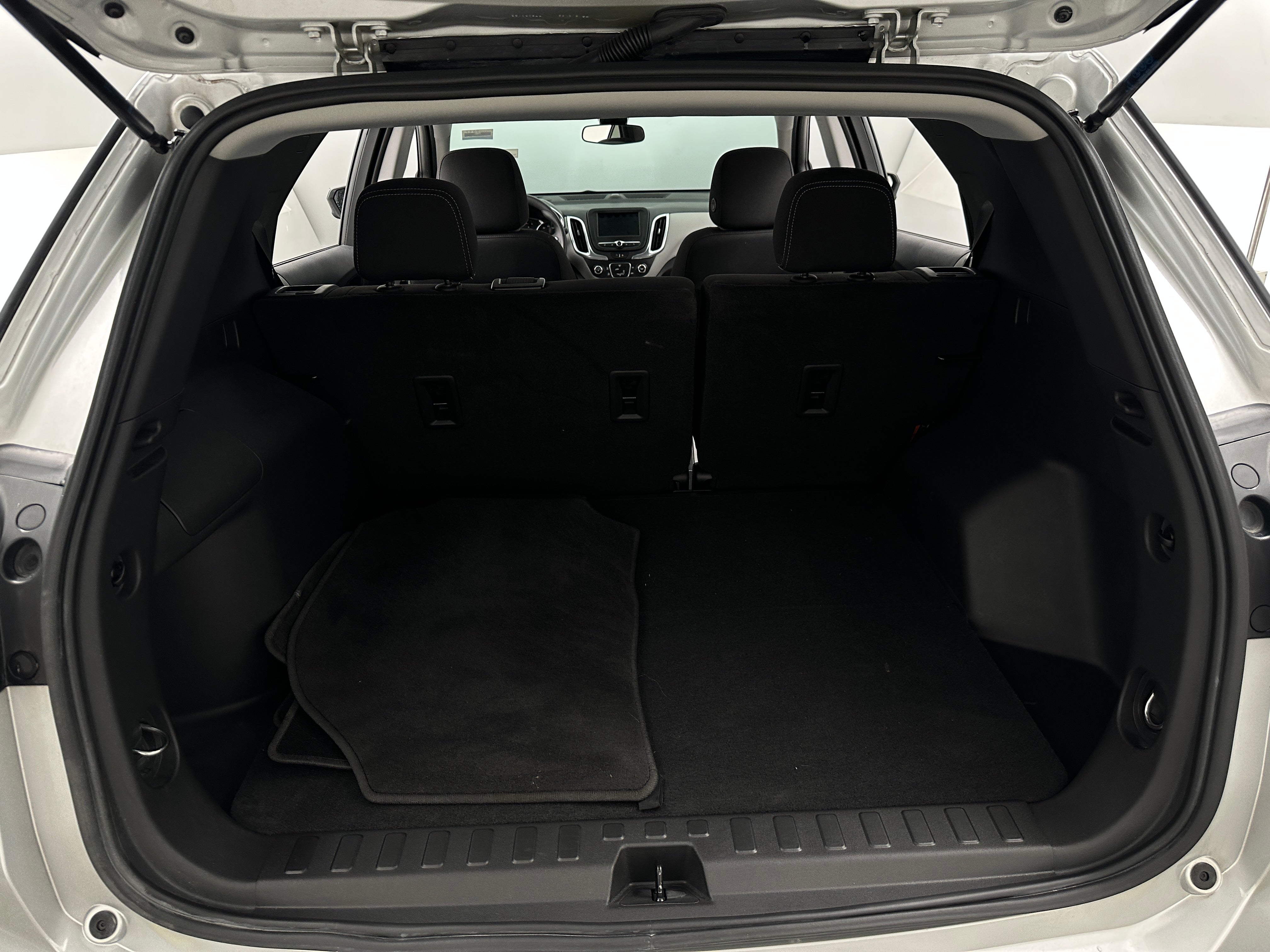 2022 Chevrolet Equinox LS 7