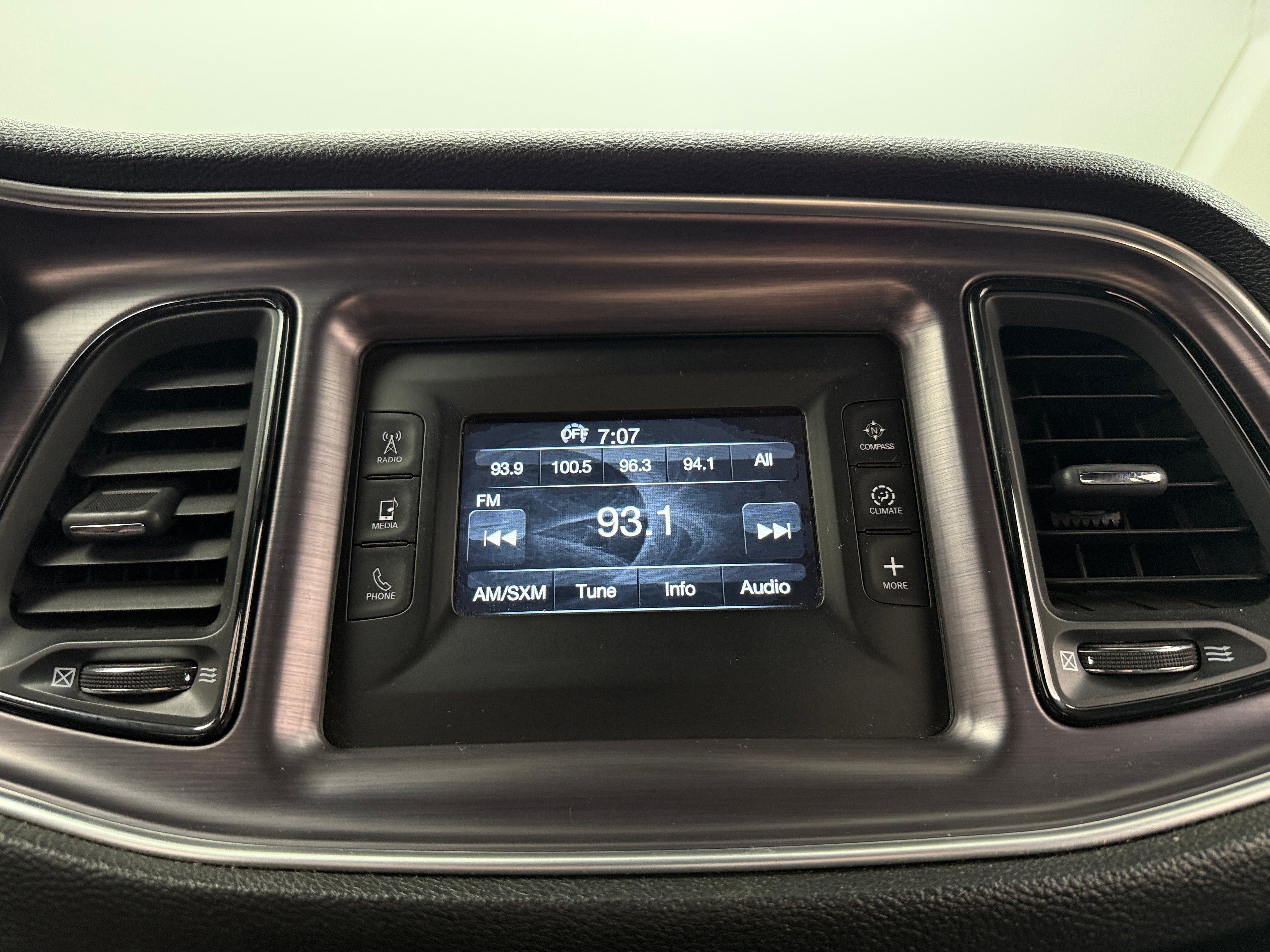 2015 Dodge Challenger R/T 3