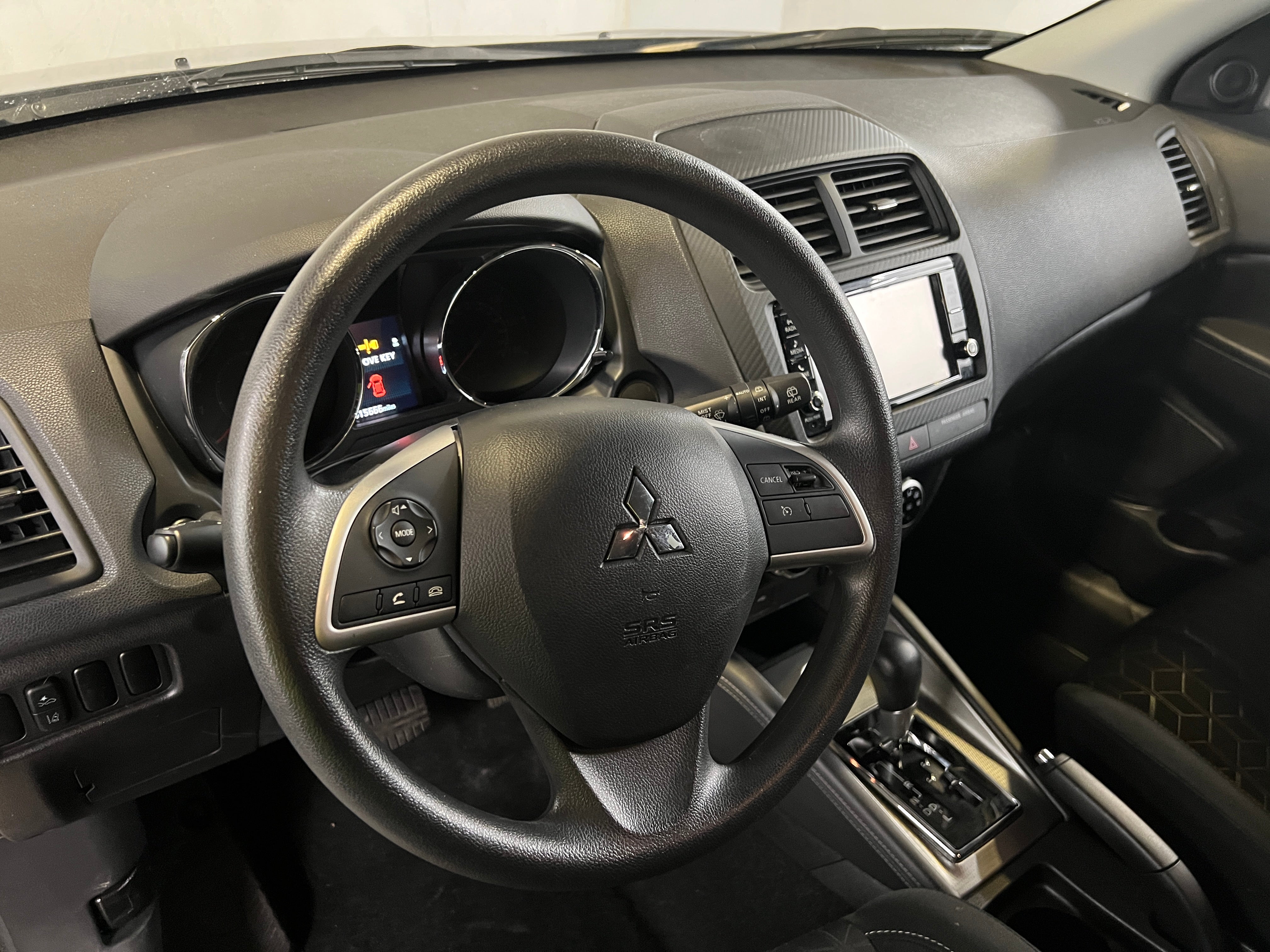 2023 Mitsubishi Outlander Sport ES 5