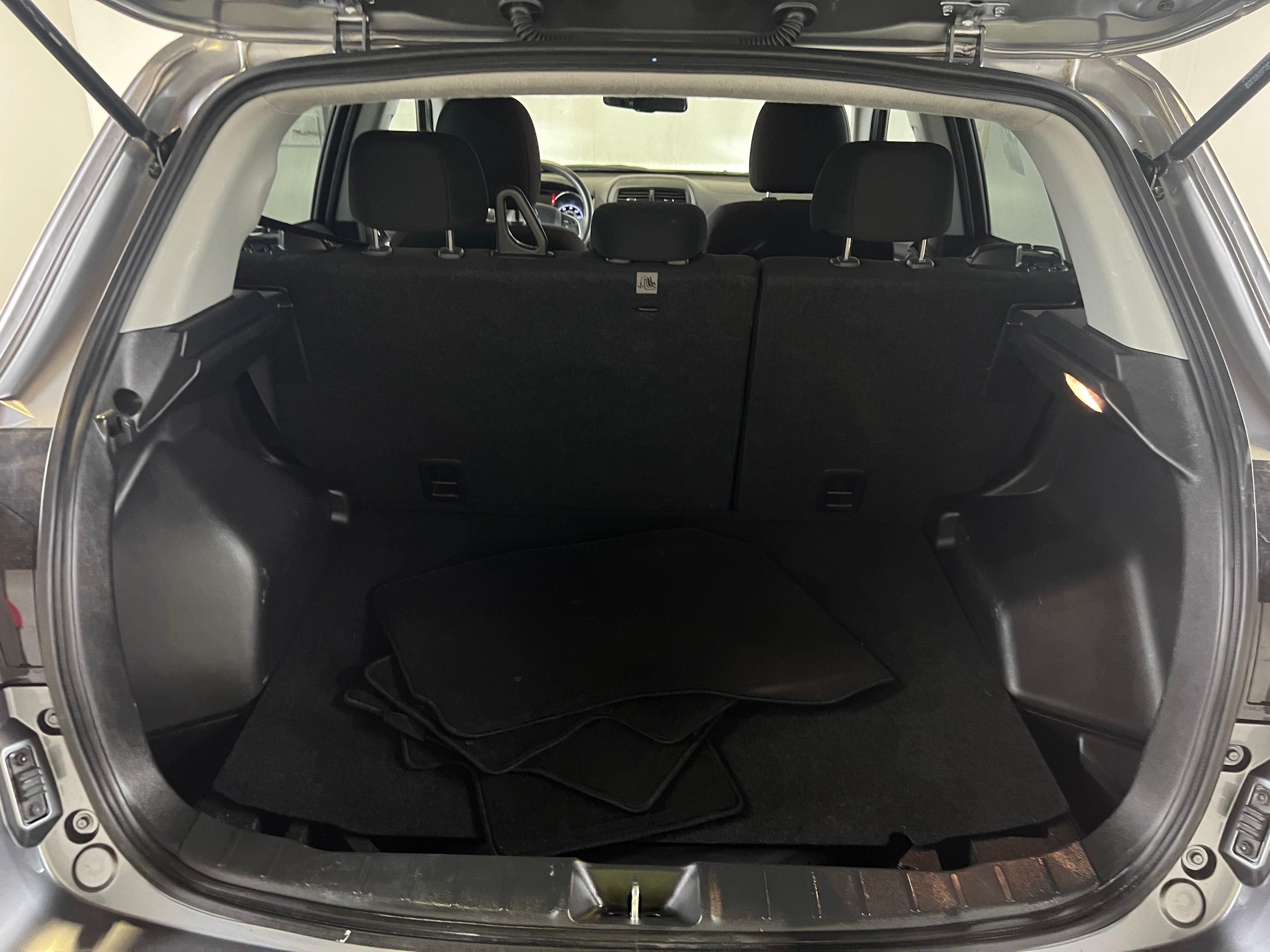 2023 Mitsubishi Outlander Sport ES 7
