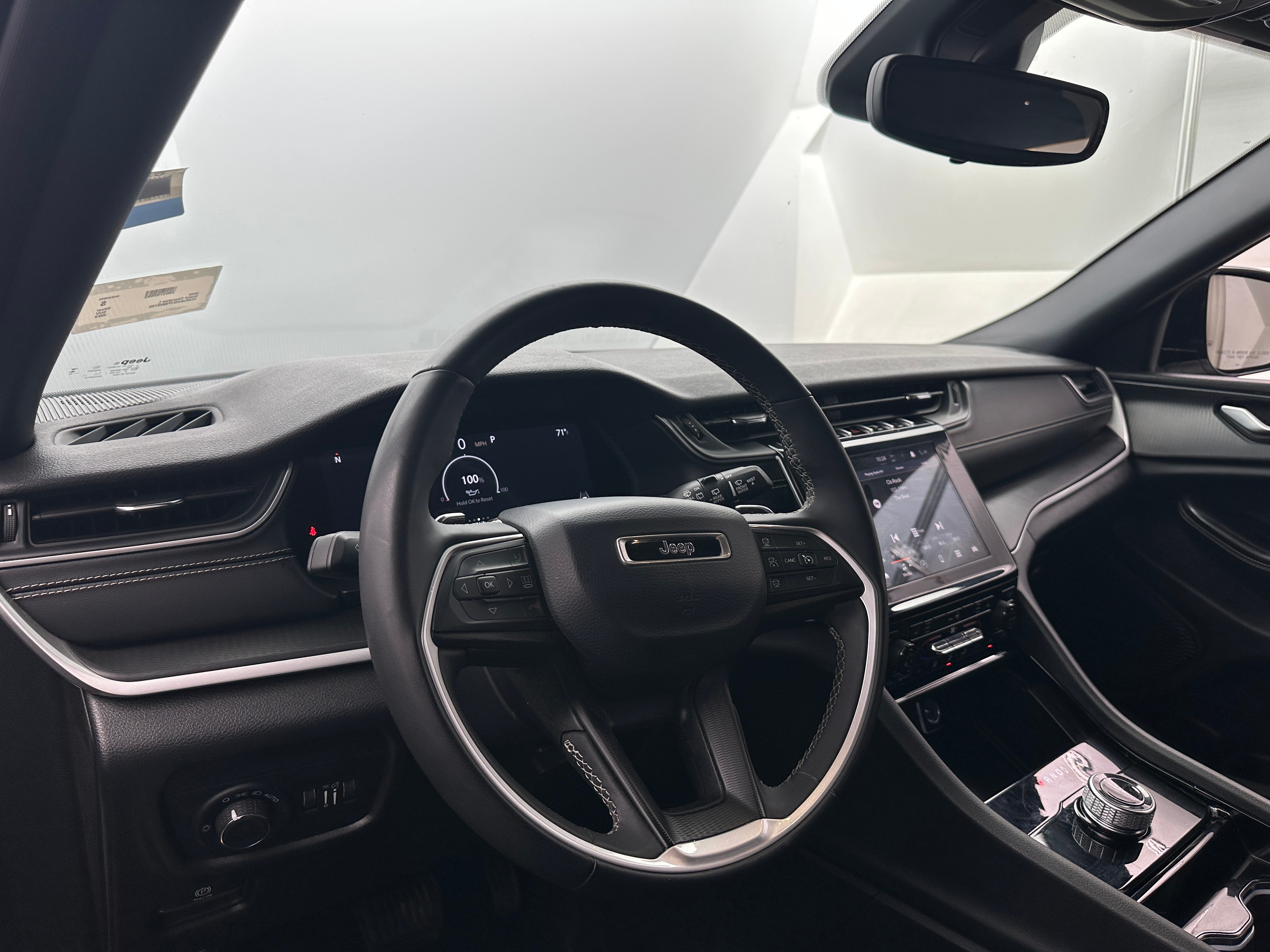2023 Jeep Grand Cherokee L Altitude 2