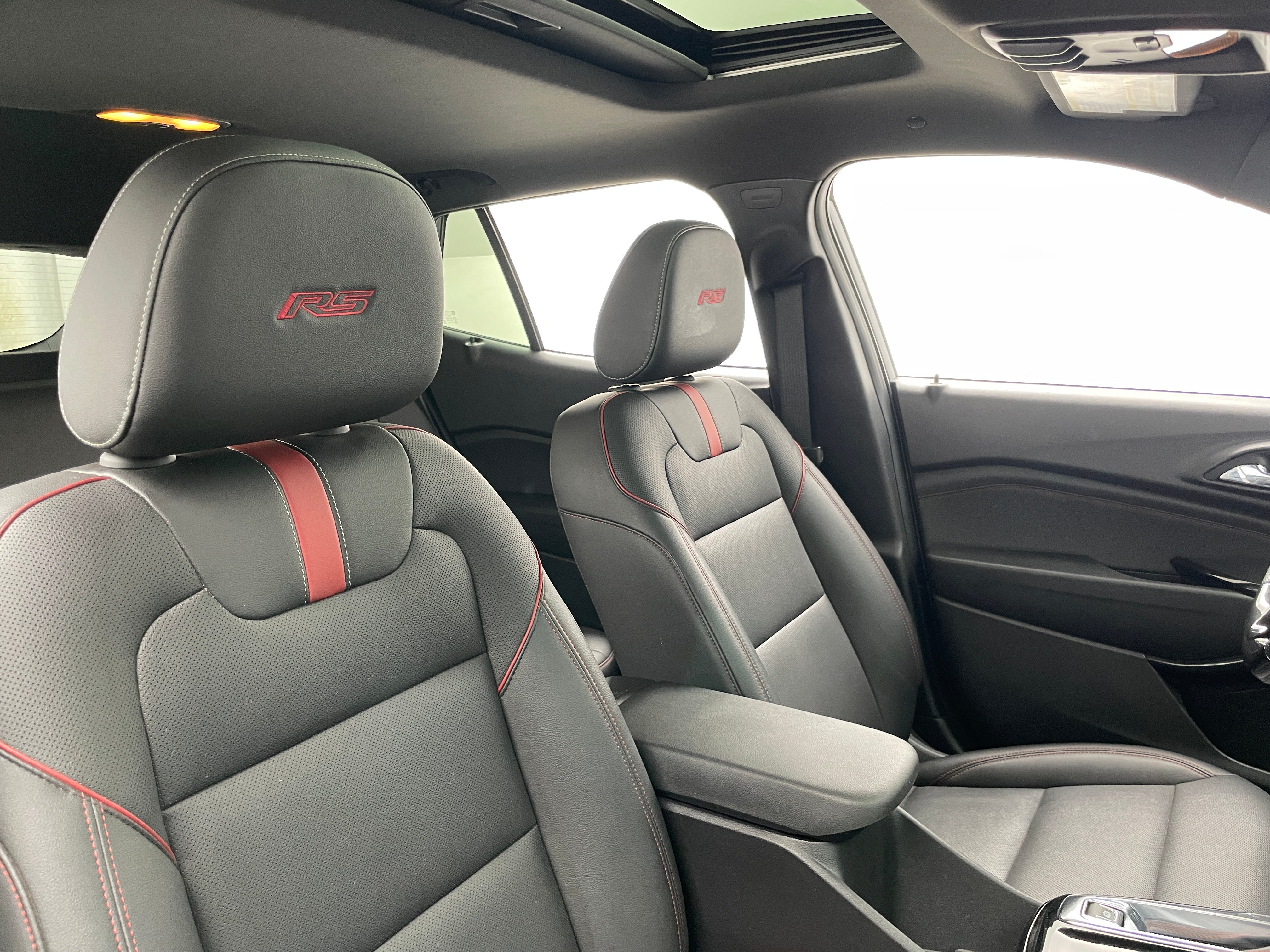 2024 Chevrolet Trax RS 2