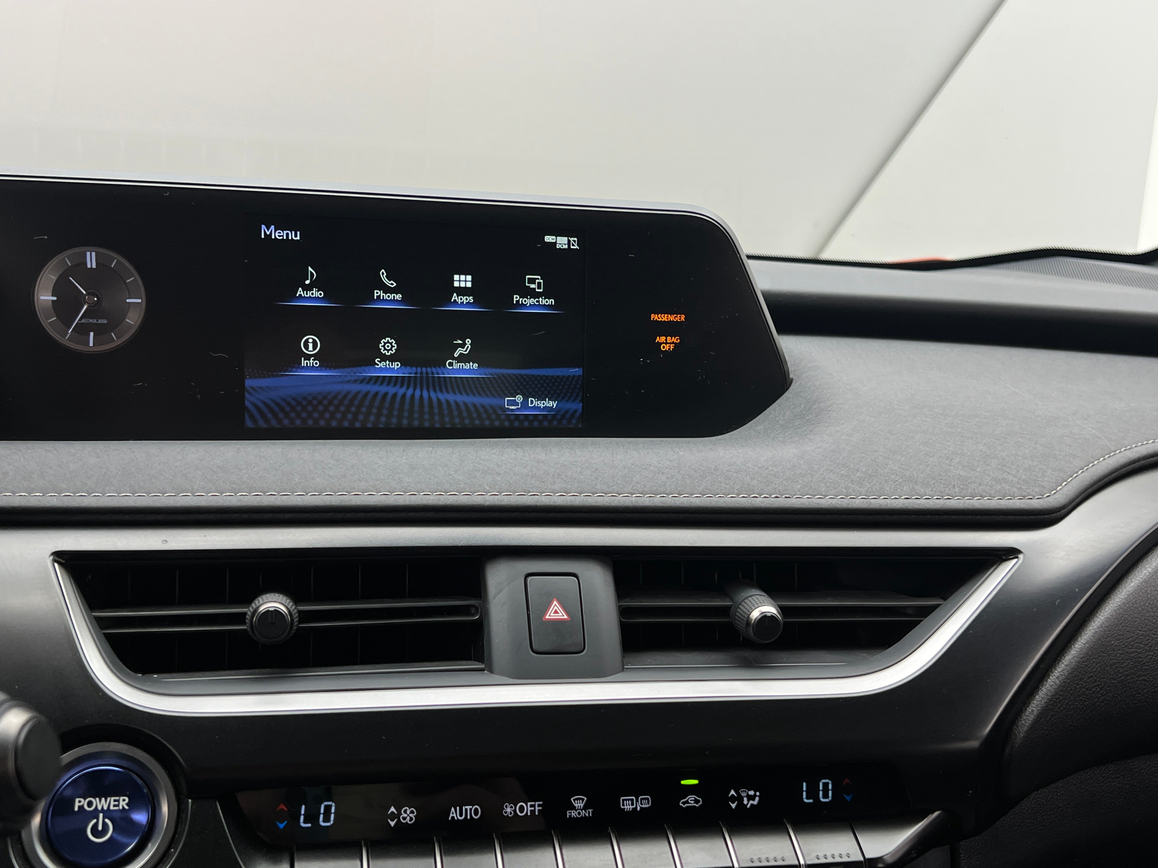 2022 Lexus UX 250h 3