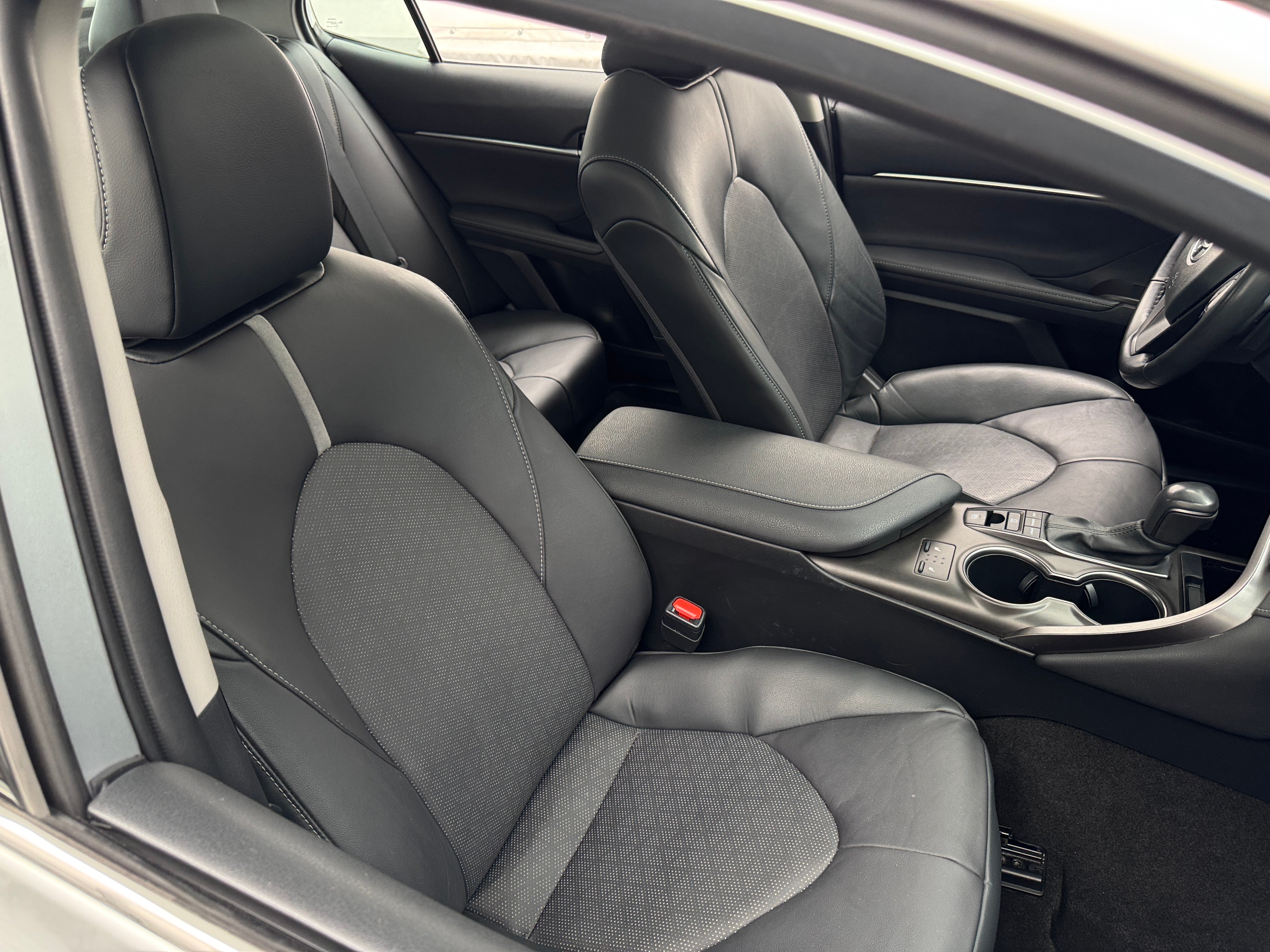 2021 Toyota Camry XSE 2