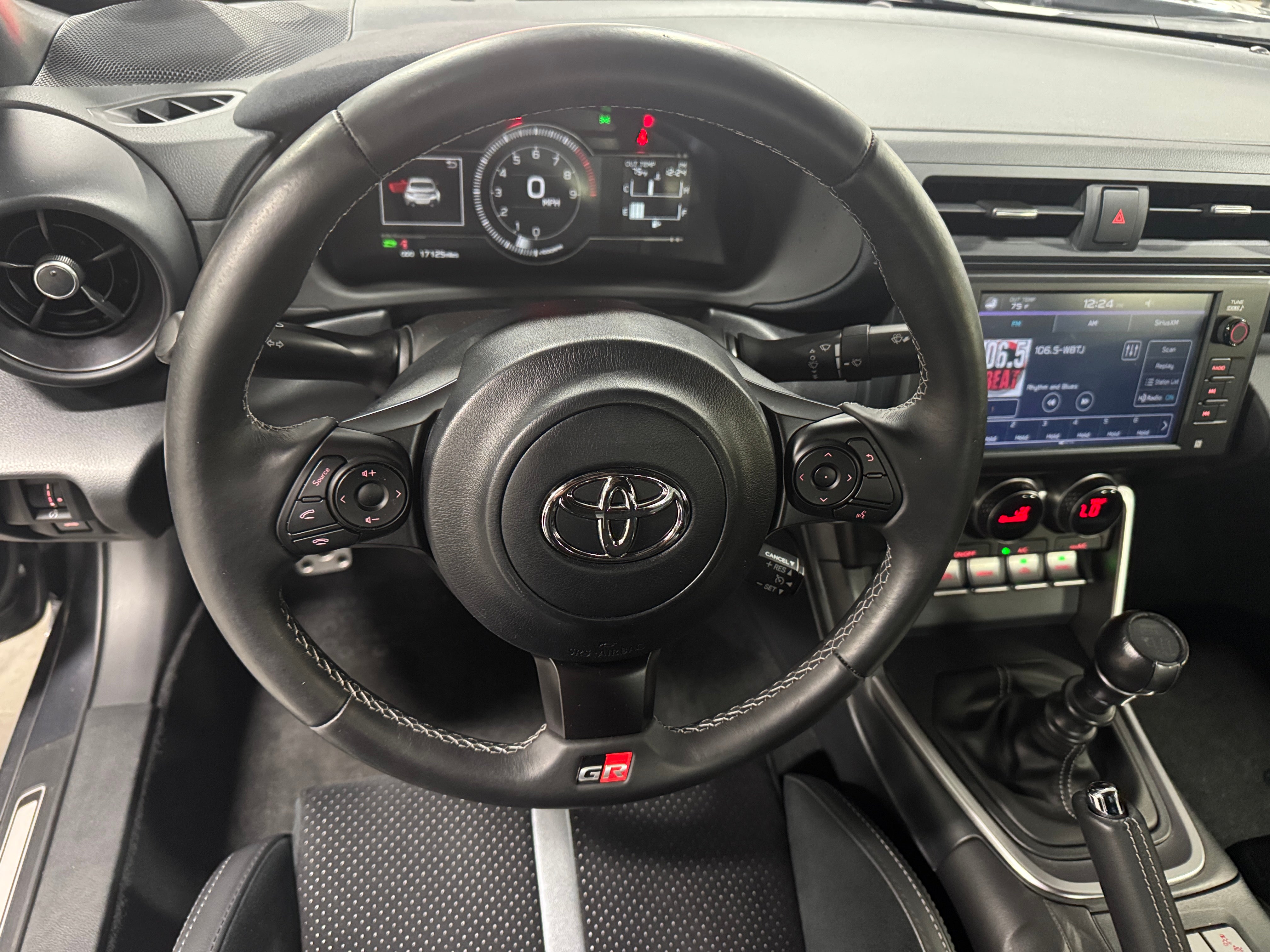 2023 Toyota GR86 Premium 3