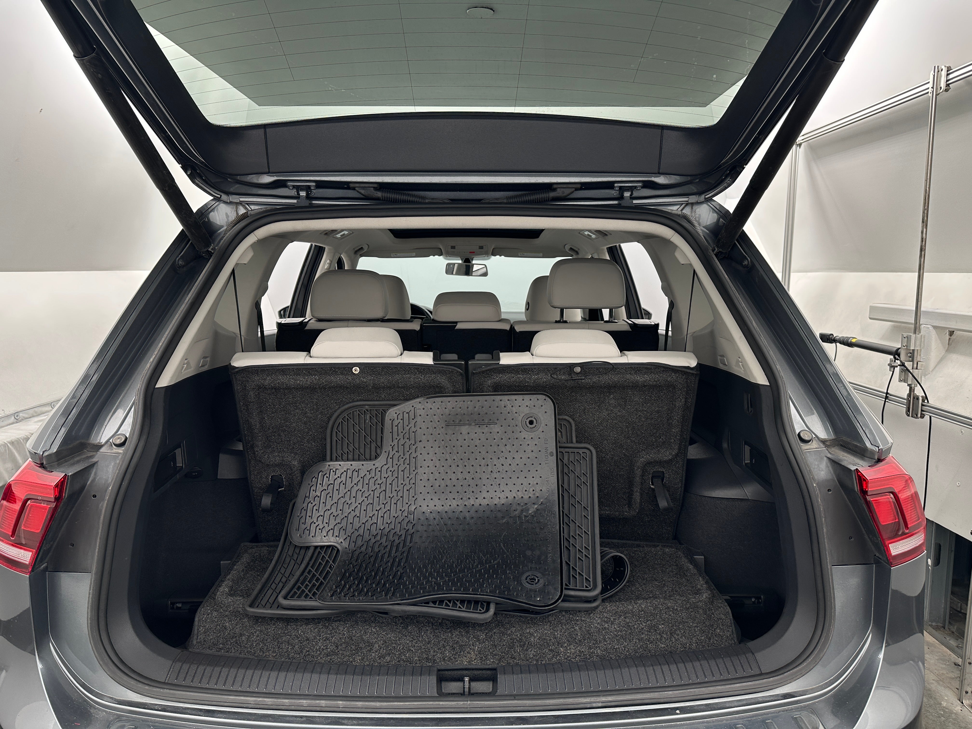 2019 Volkswagen Tiguan SEL 6