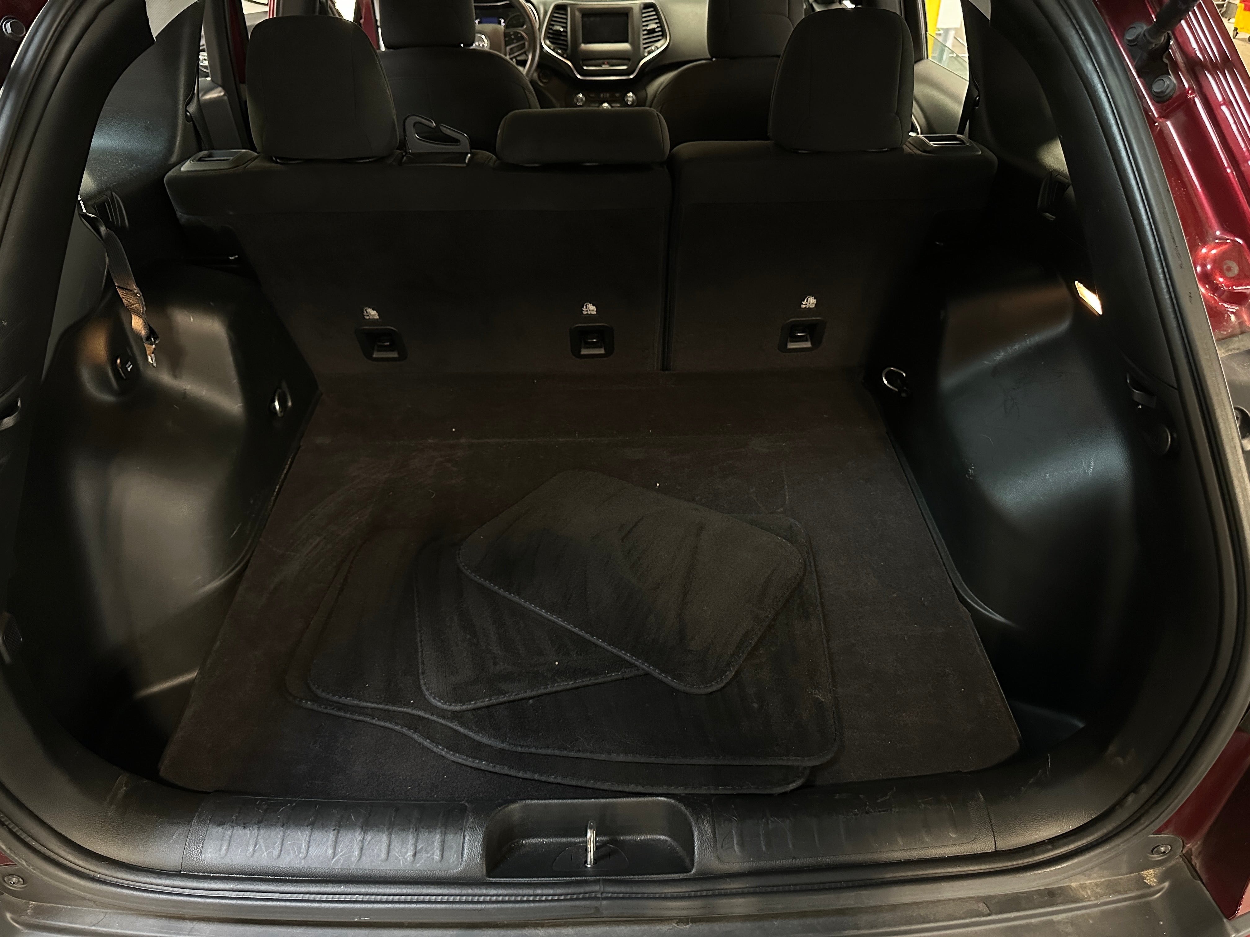2019 Jeep Cherokee Latitude 7