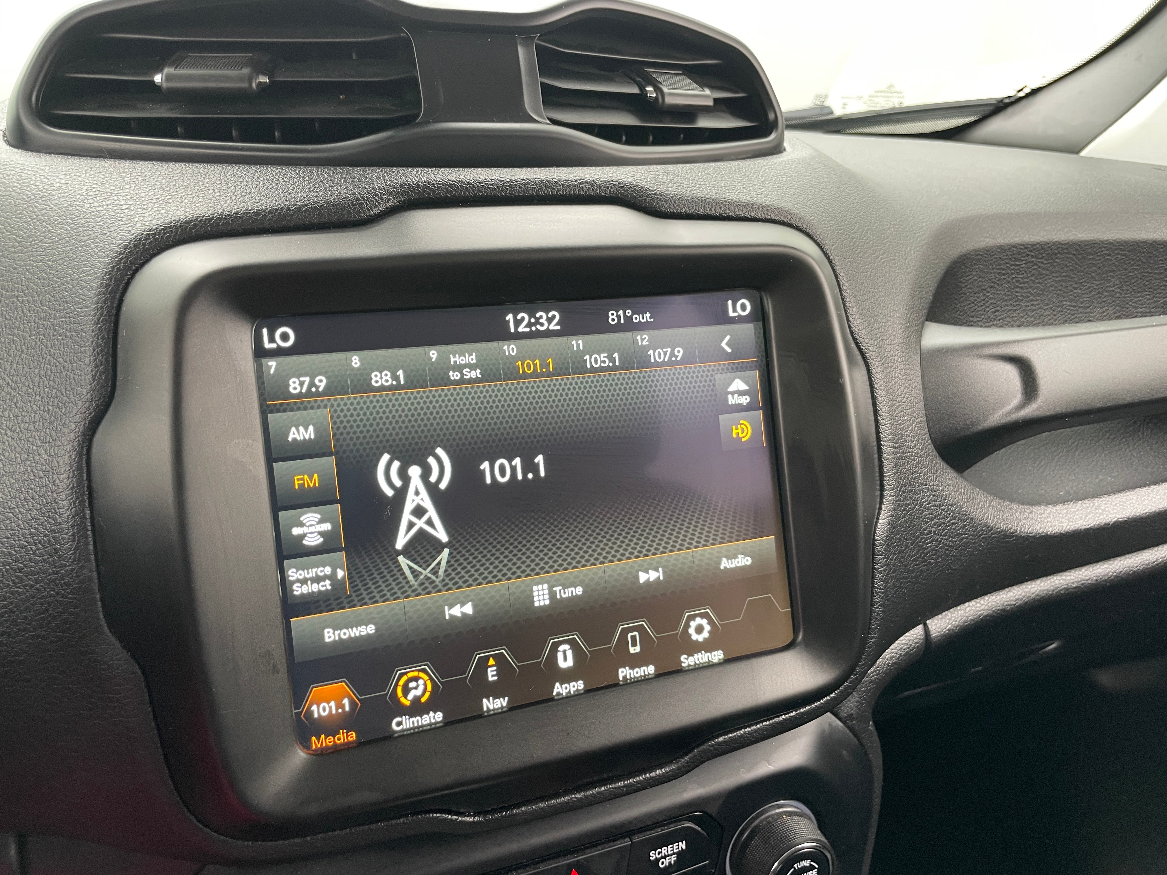 2023 Jeep Renegade Latitude 4