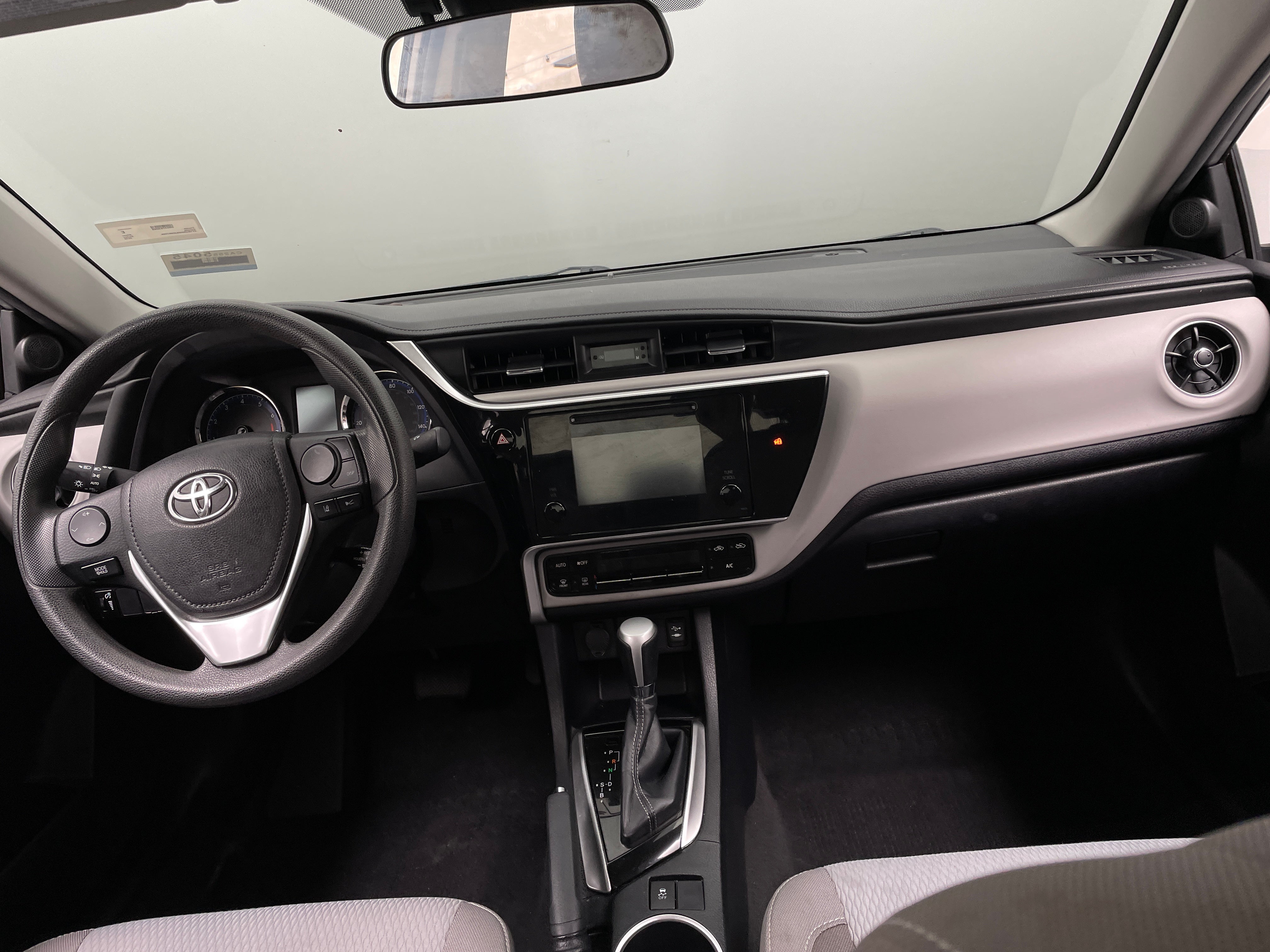 2018 Toyota Corolla LE 3