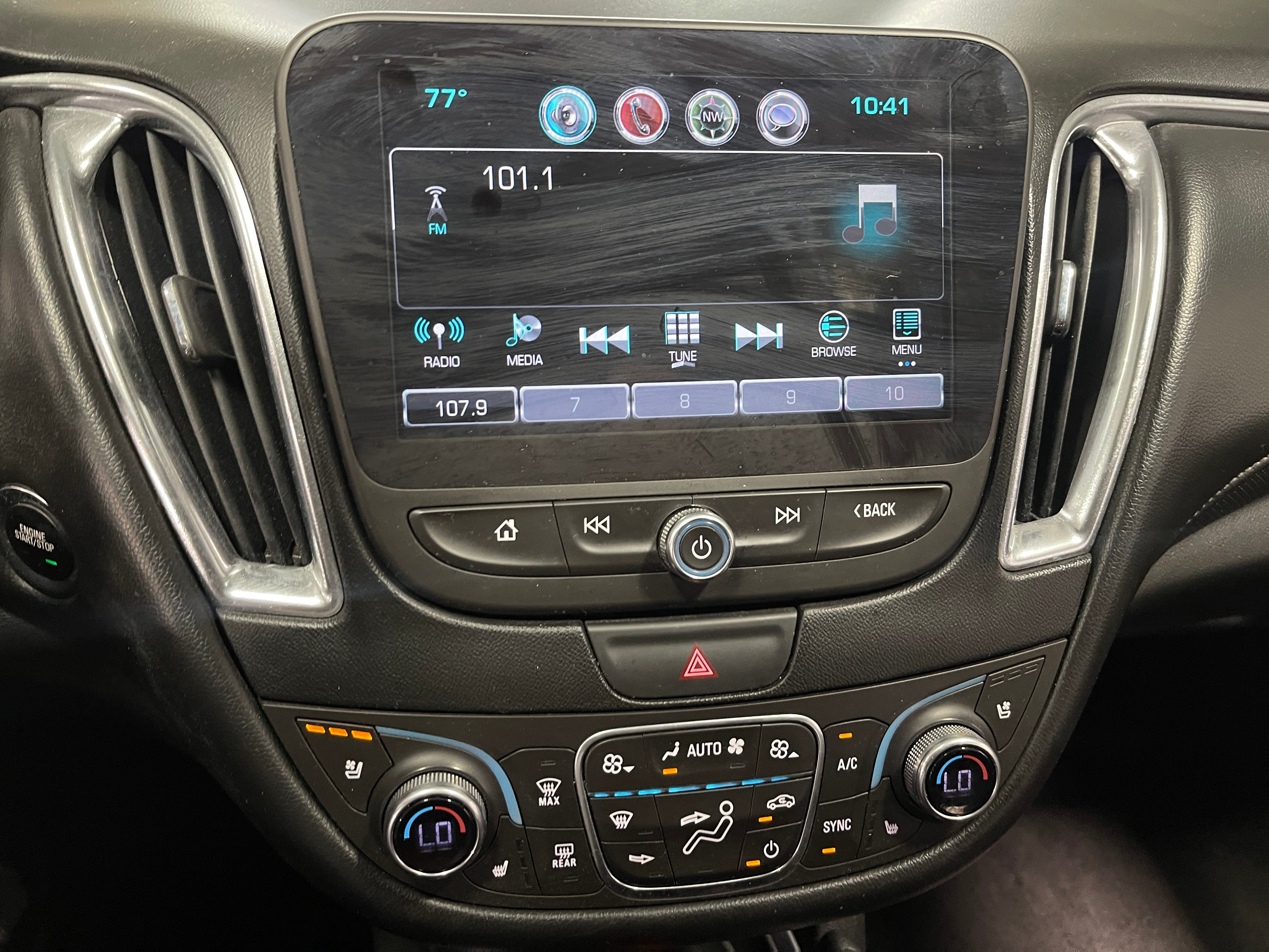 2016 Chevrolet Malibu Premier 3