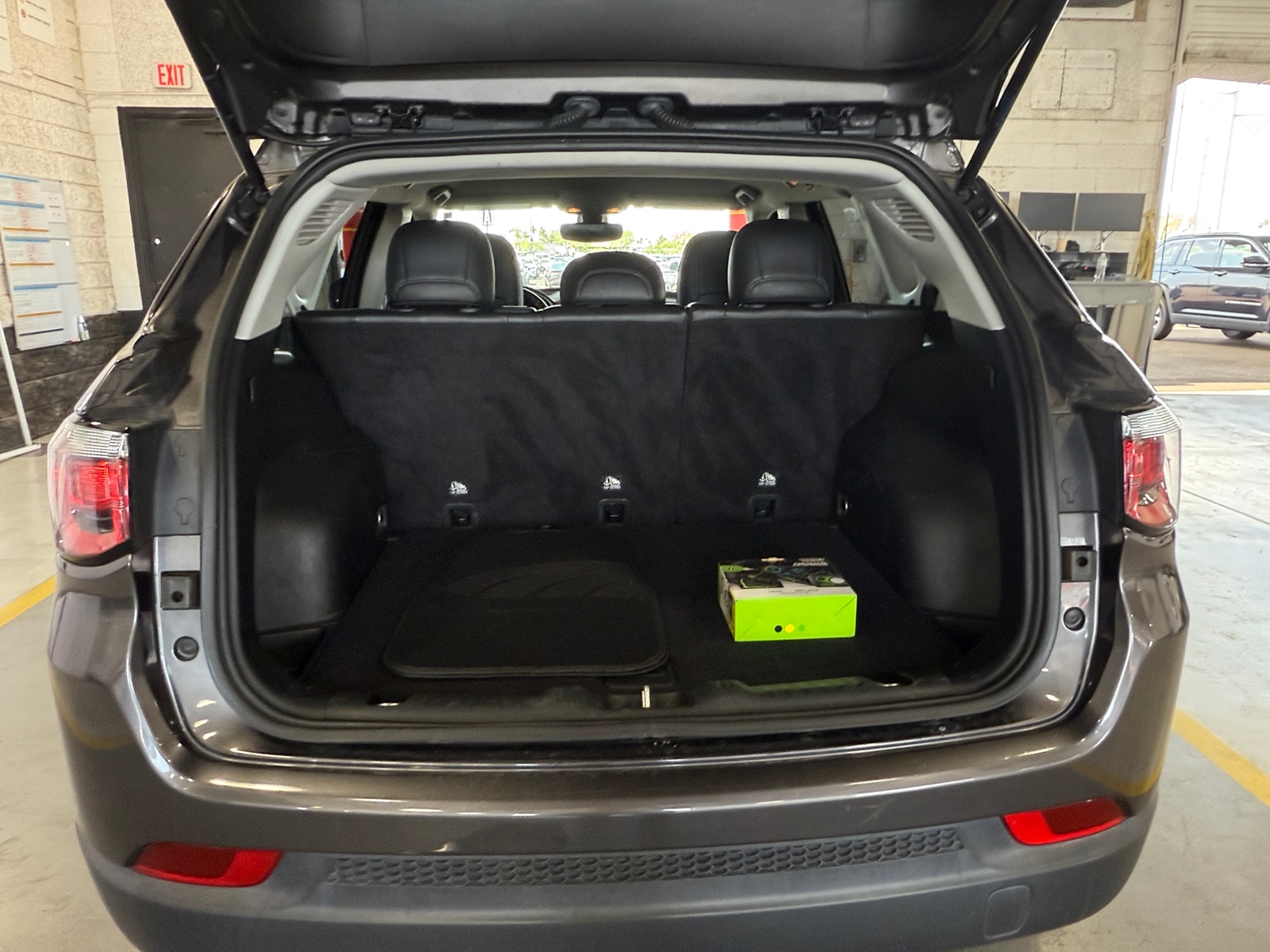 Thumbnail: 2021 Jeep Compass - 7