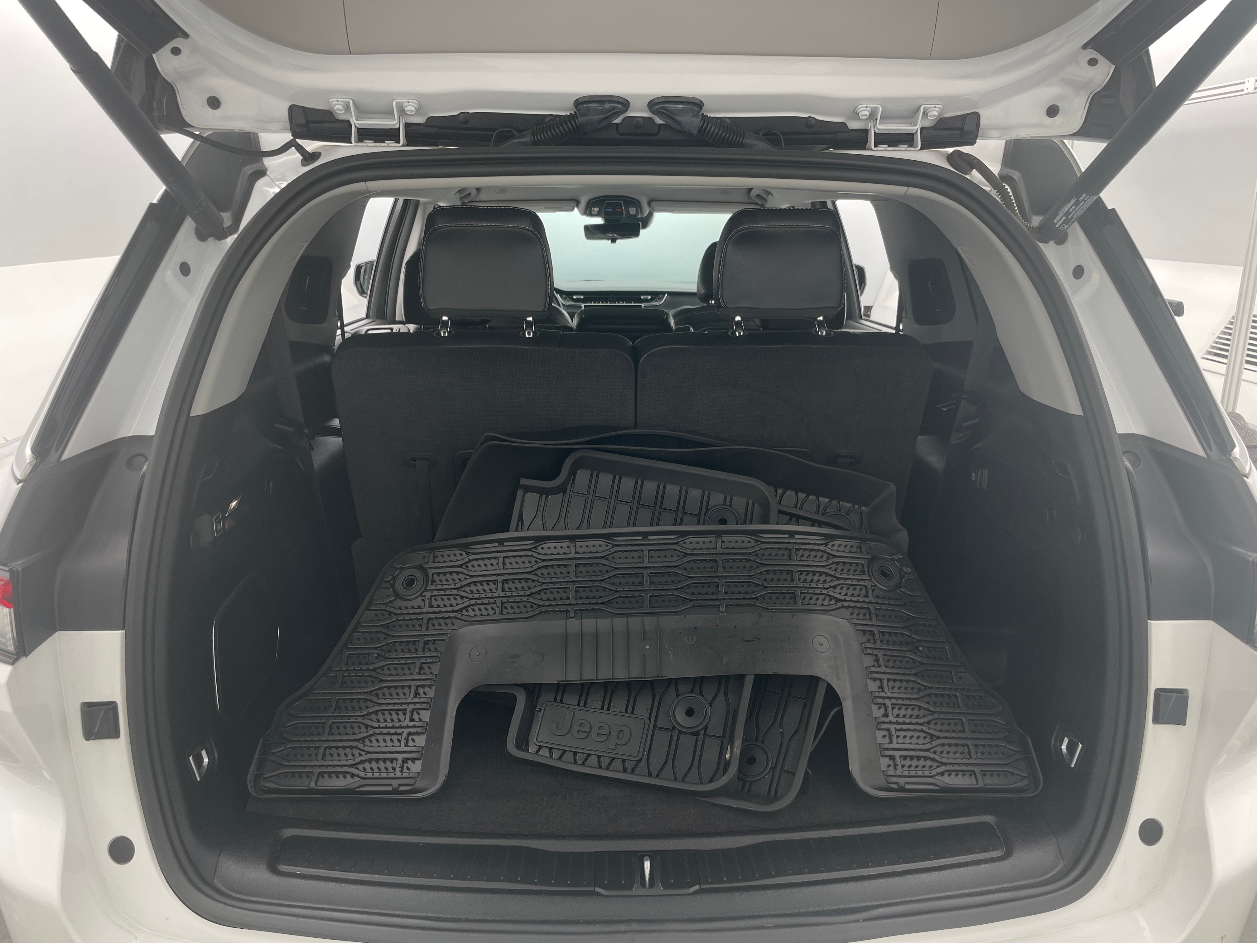2021 Jeep Grand Cherokee L Limited Edition 6
