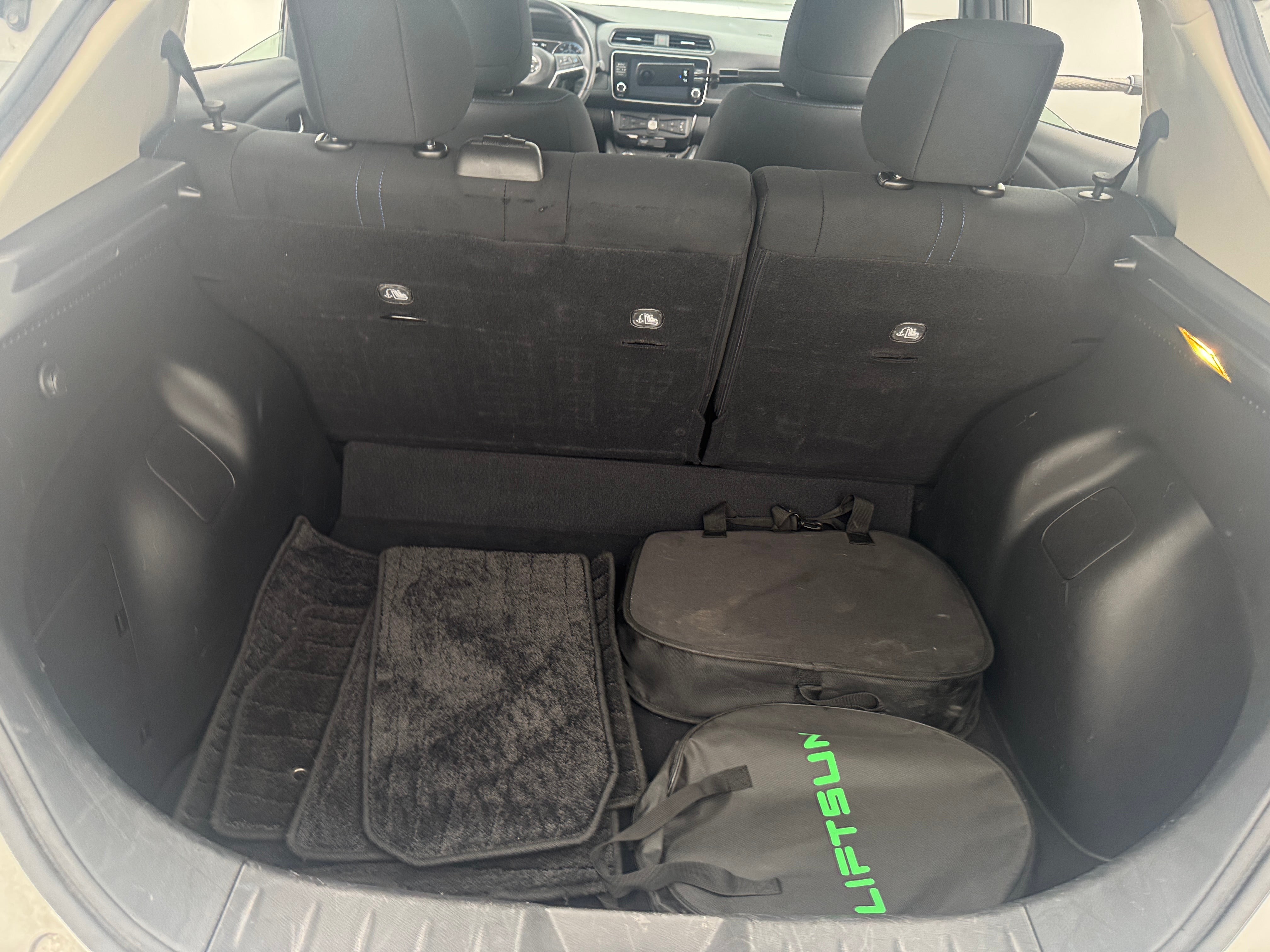 2019 Nissan Leaf SV Plus 7