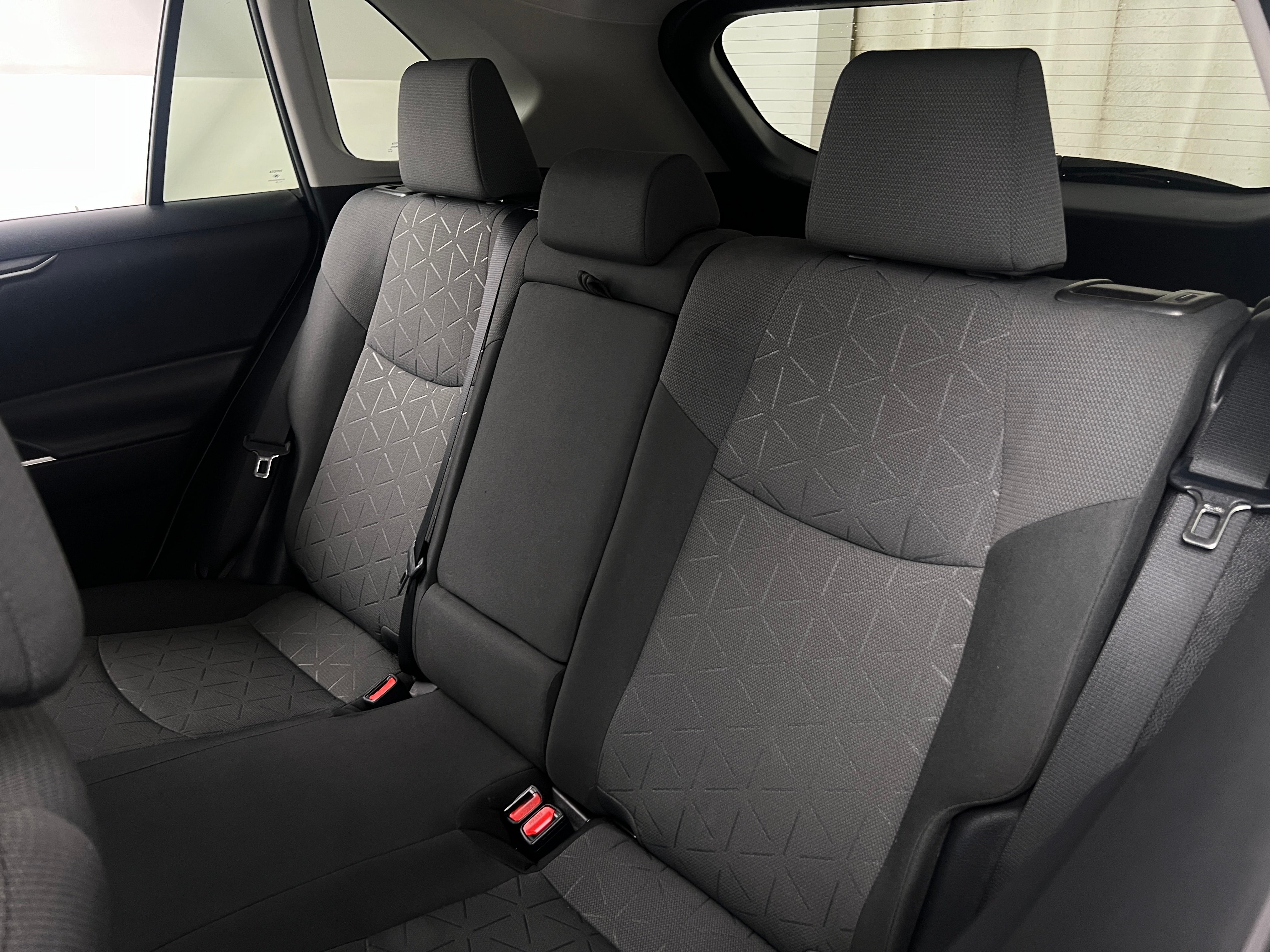 2020 Toyota RAV4 XLE 6
