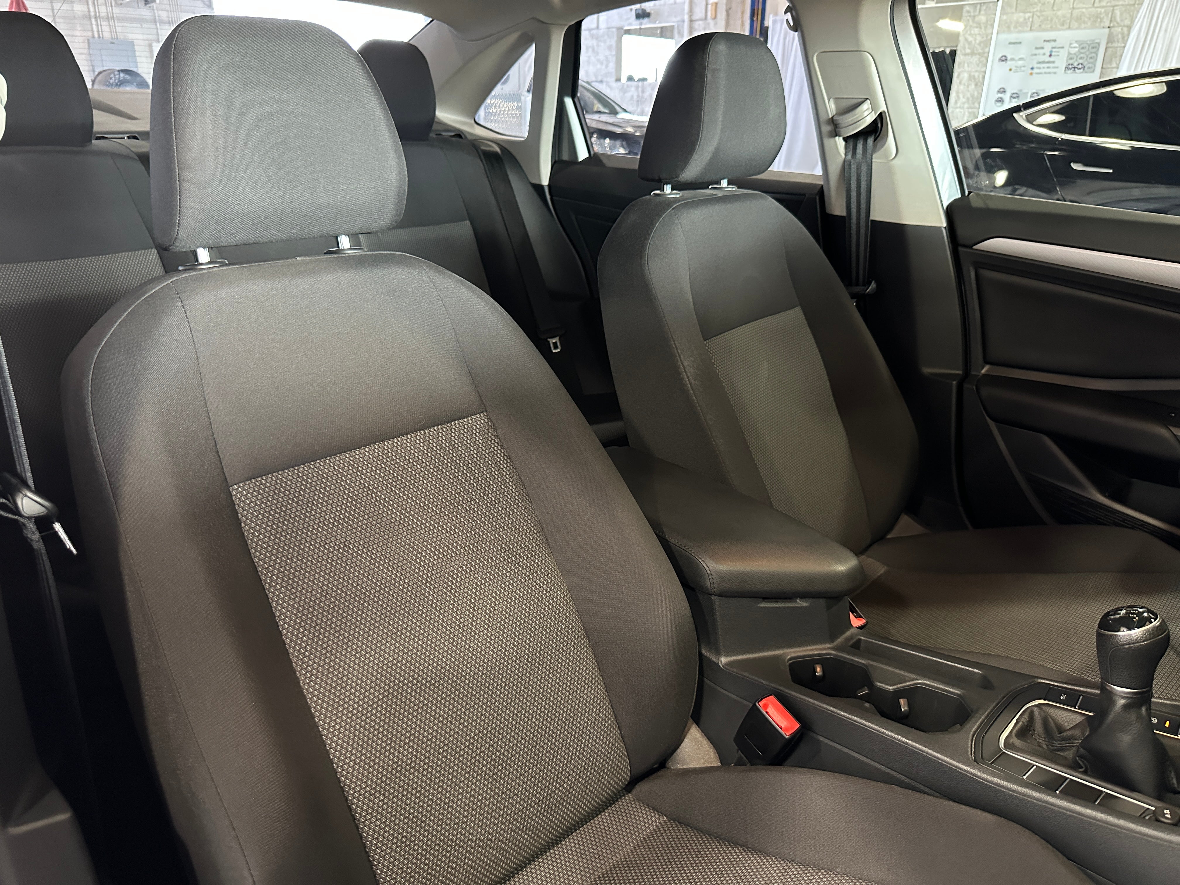 2019 Volkswagen Jetta S 2