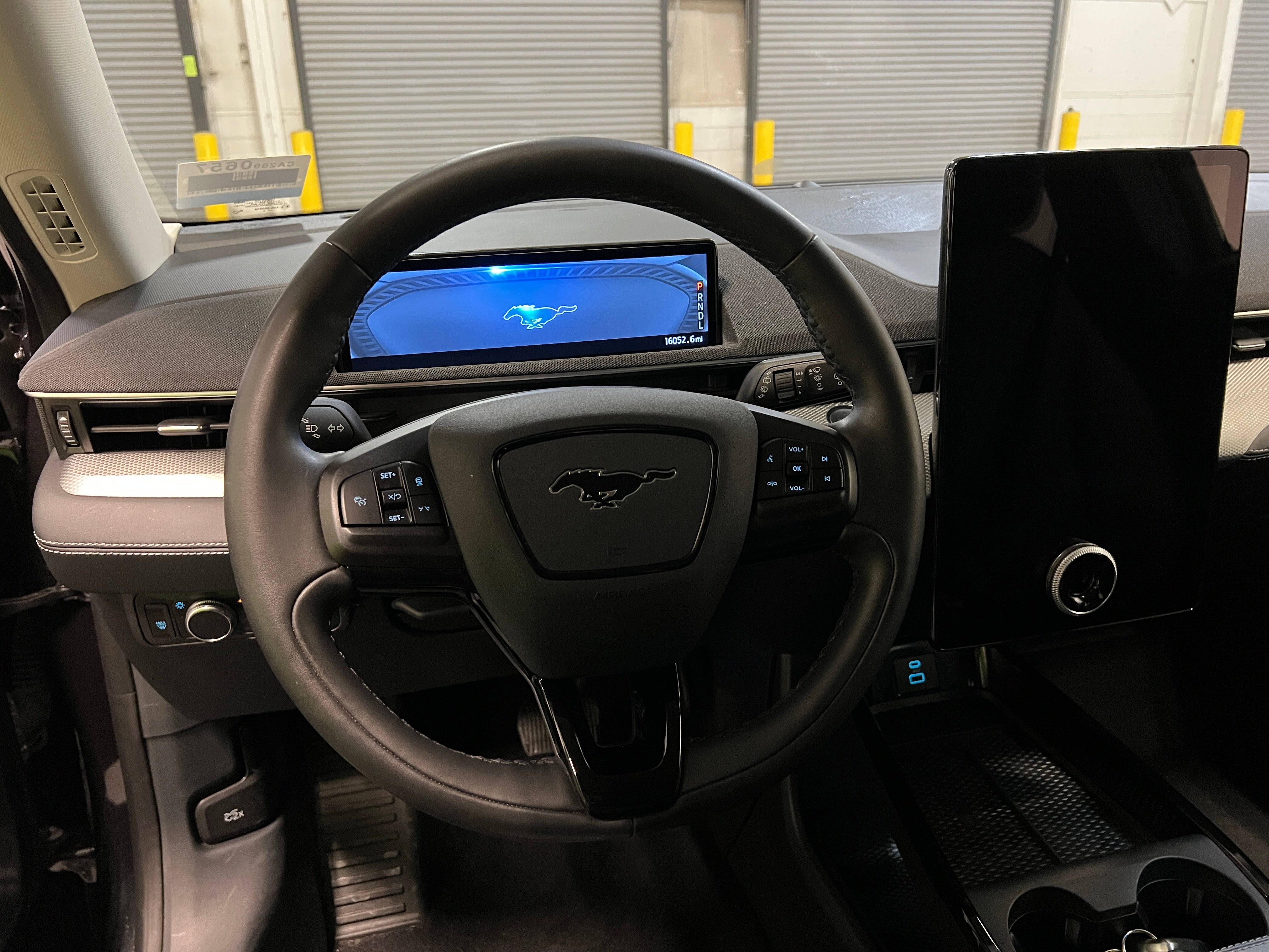 2022 Ford Mustang Mach-E Select 4