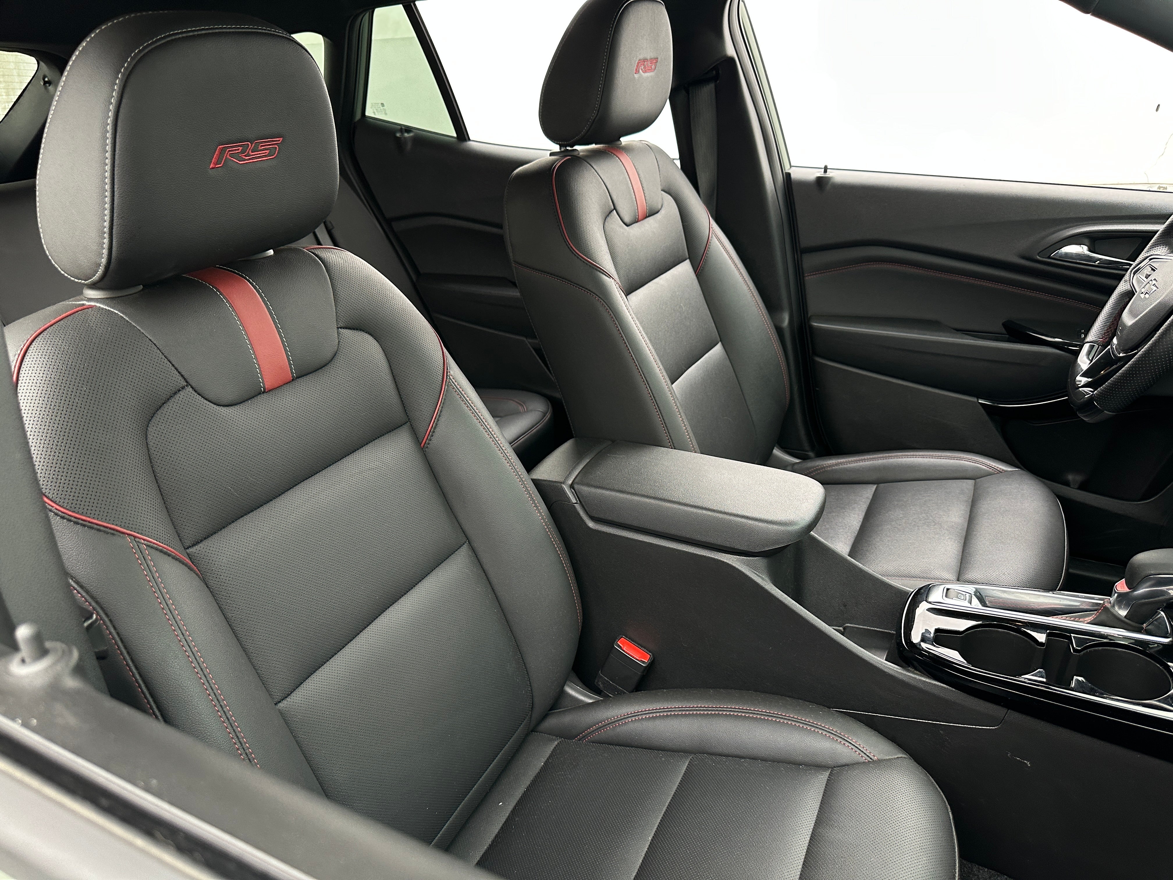 2024 Chevrolet Trax RS 2