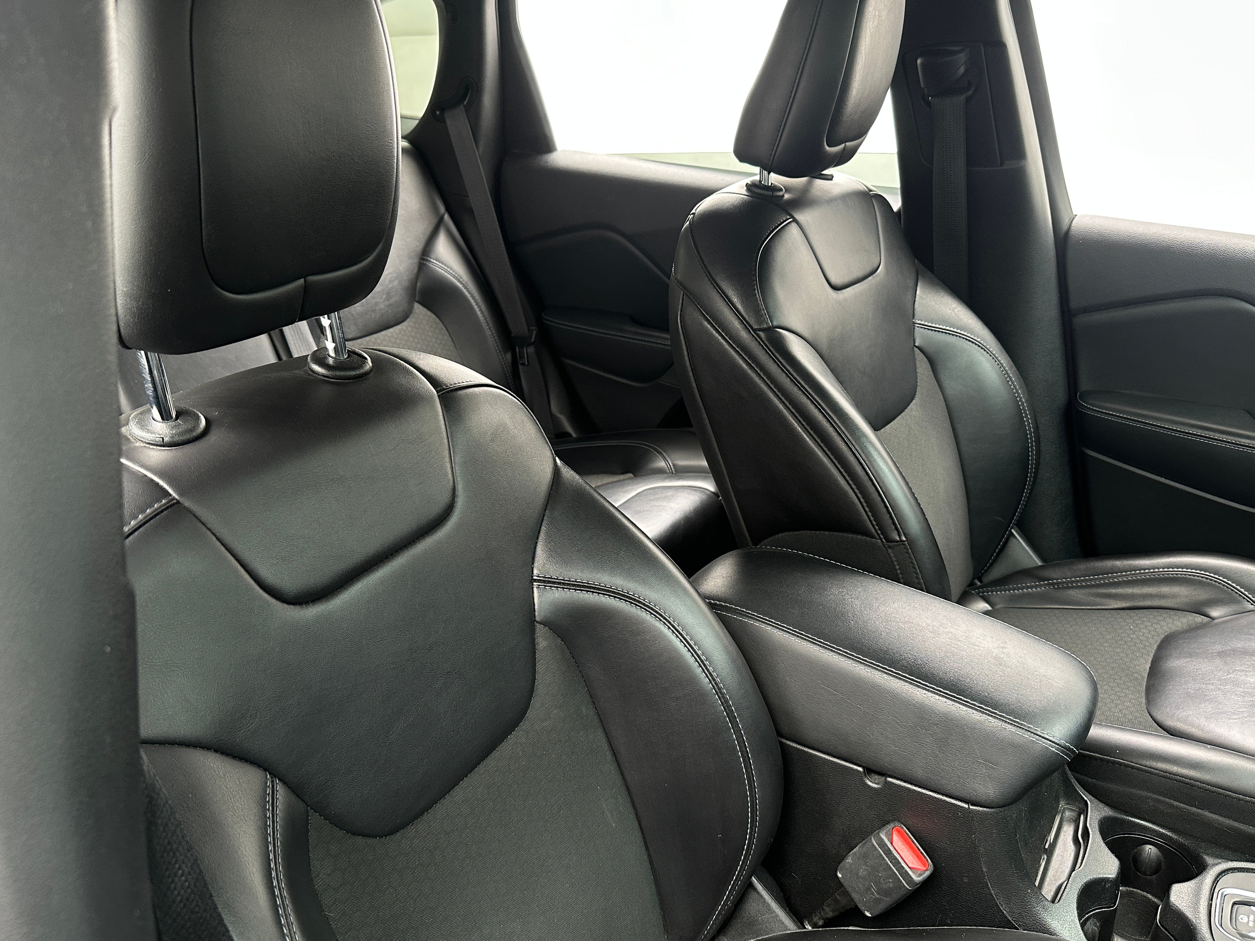 2019 Jeep Cherokee Latitude 2