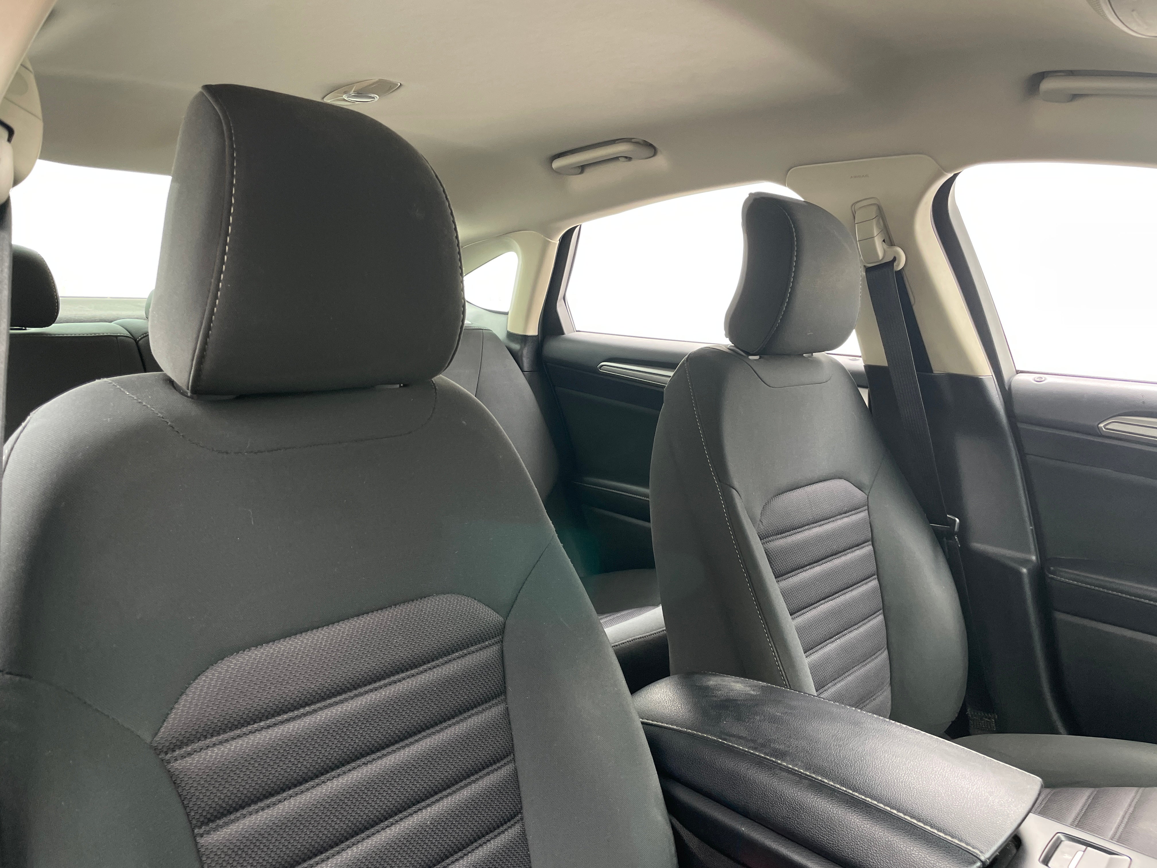 2017 Ford Fusion SE 2