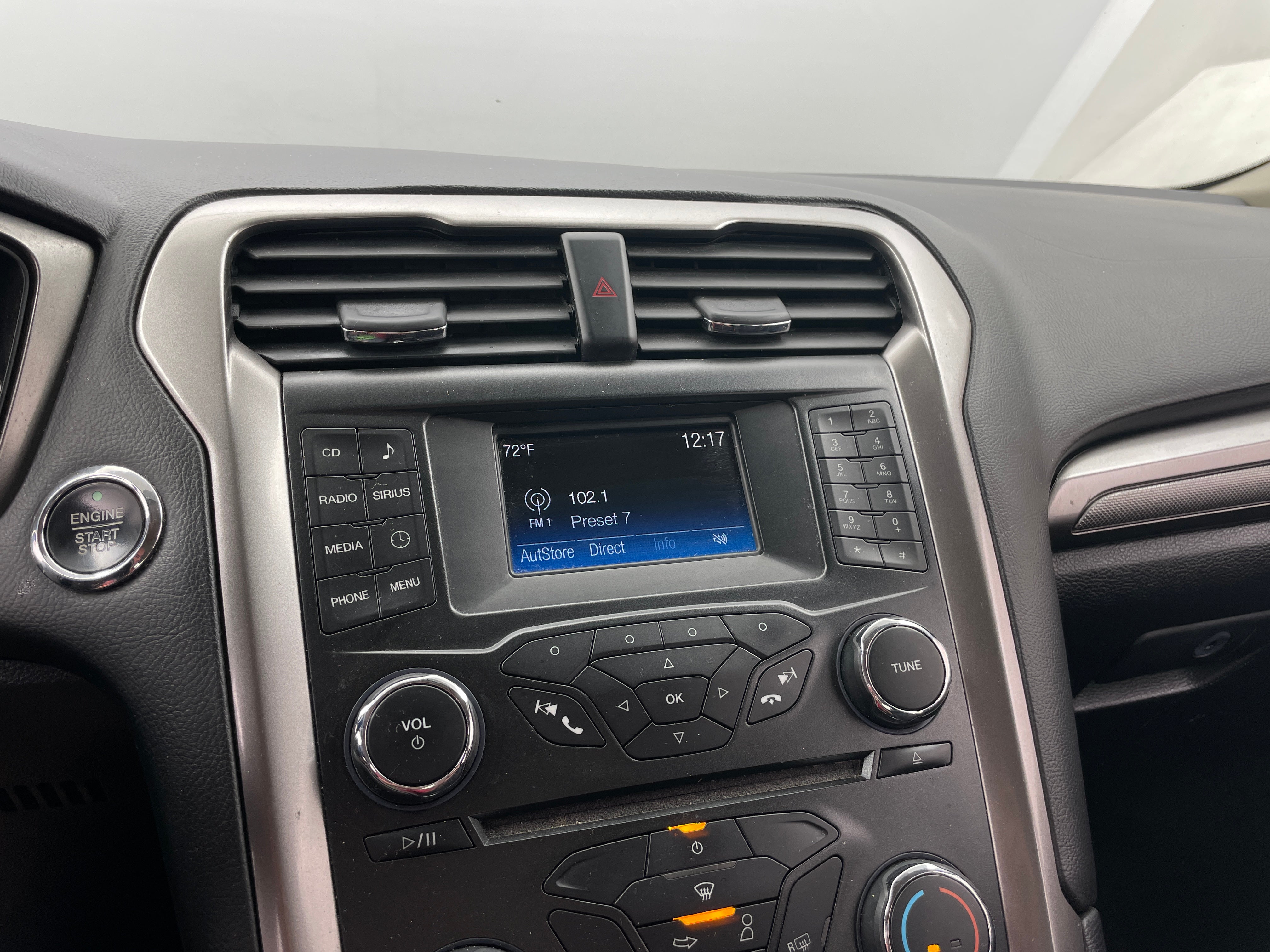 2017 Ford Fusion SE 4