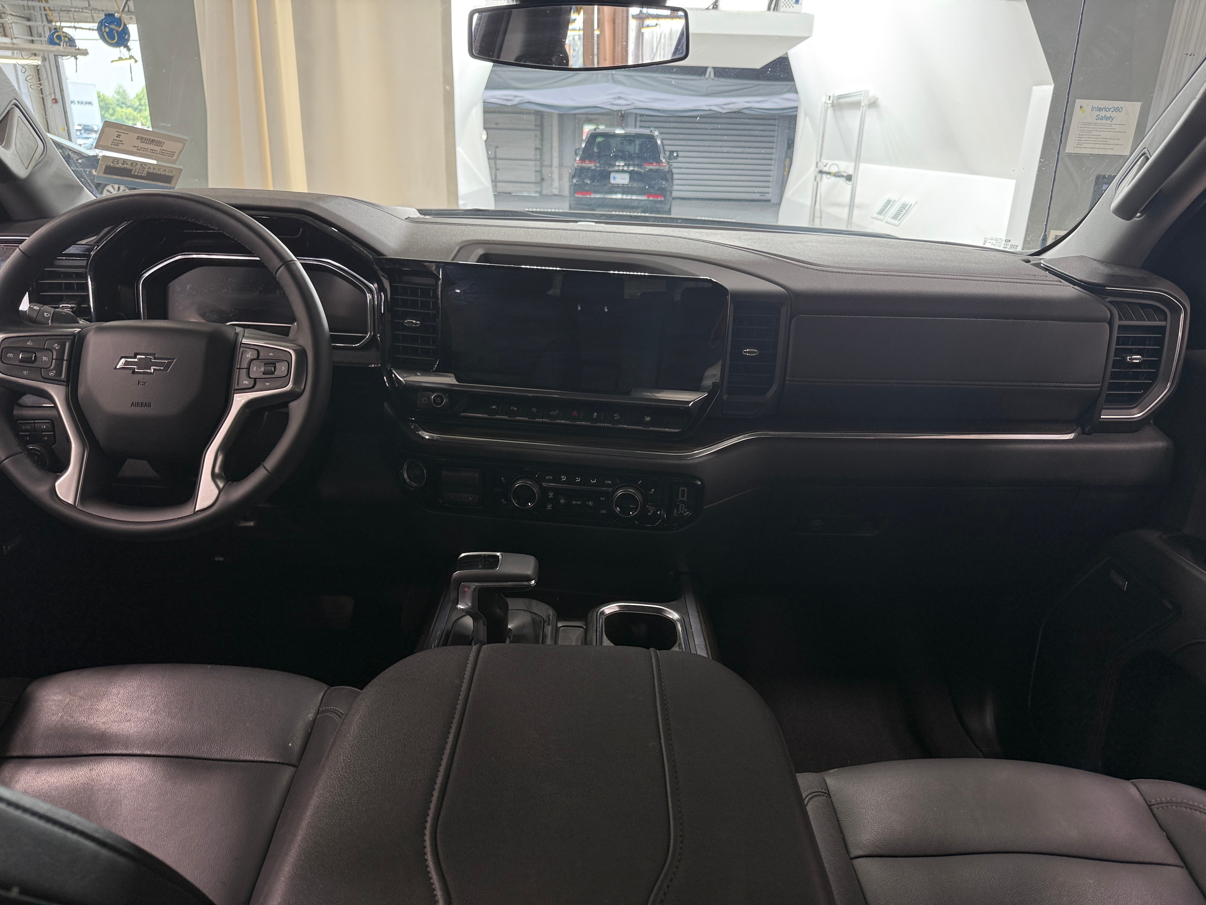 2024 Chevrolet Silverado 1500 RST 3