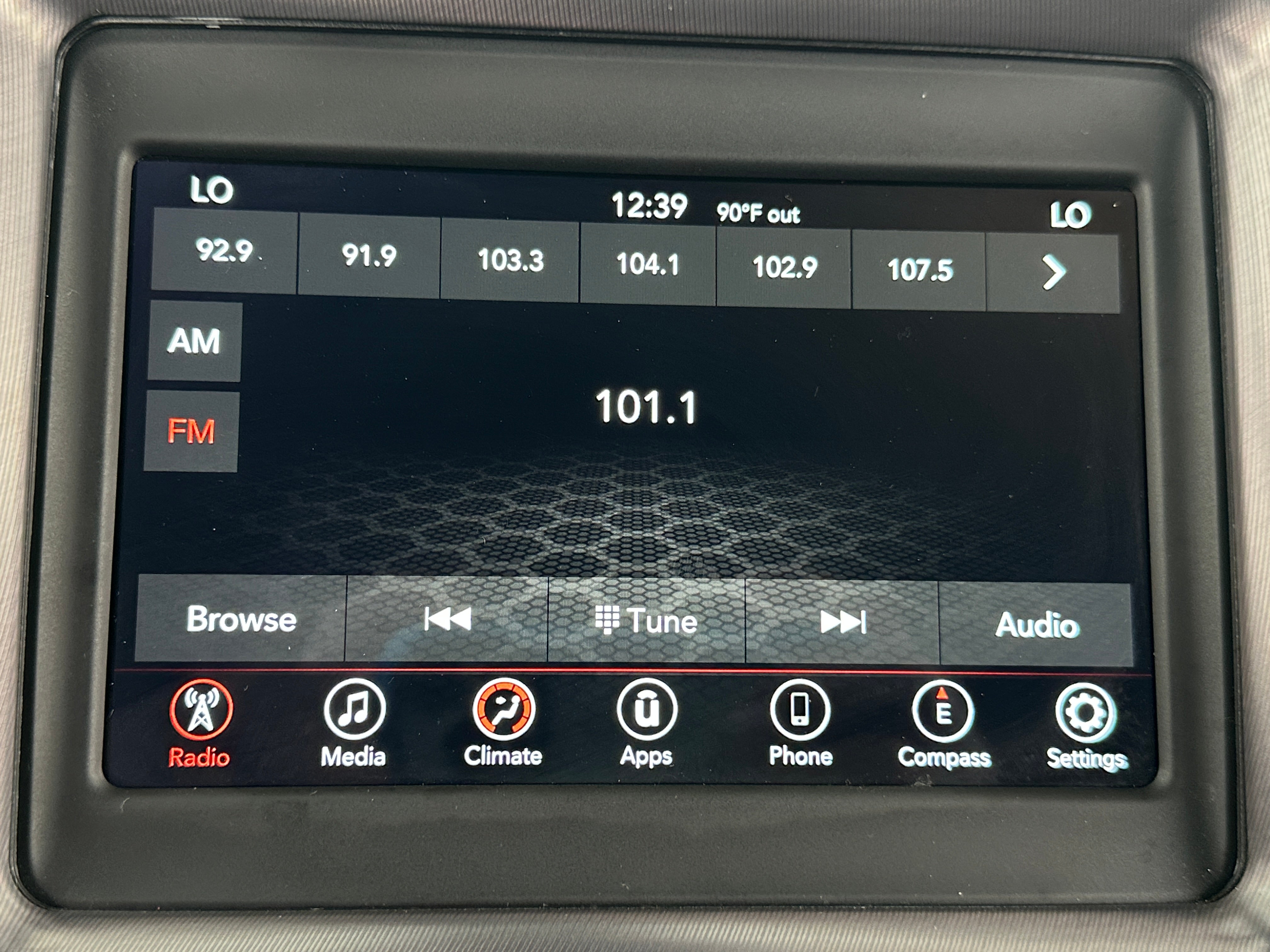 2020 Dodge Challenger SXT 3